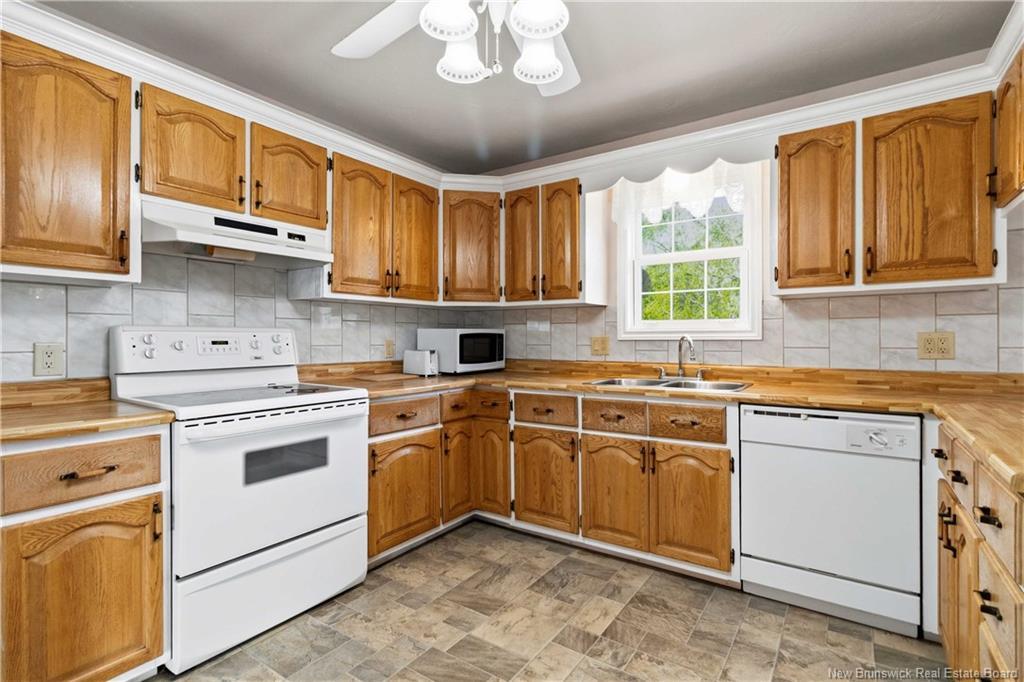 227 Chartersville Rd, Dieppe, NB