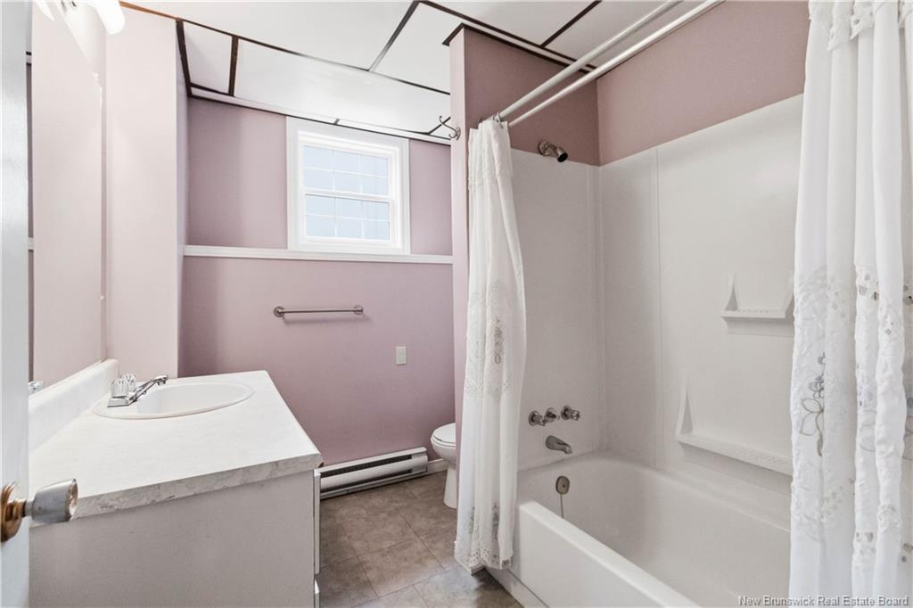 227 Chartersville Rd, Dieppe, NB