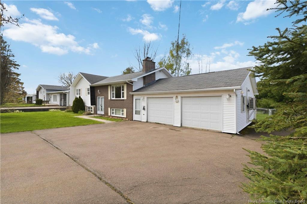 227 Chartersville Rd, Dieppe, NB