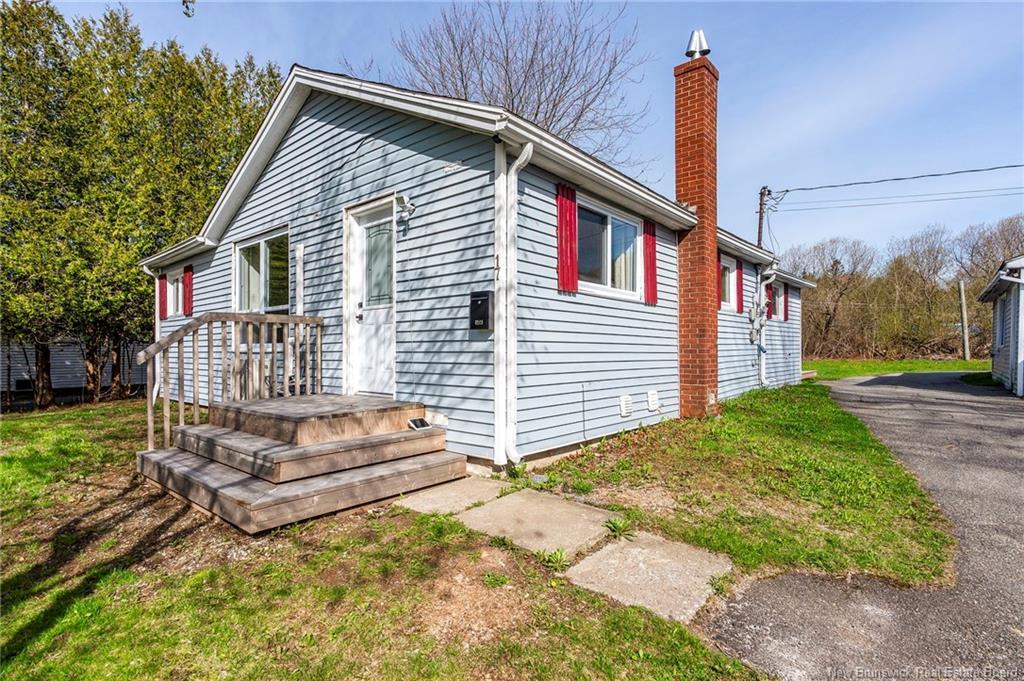 17 Summit Dr, Saint John, NB