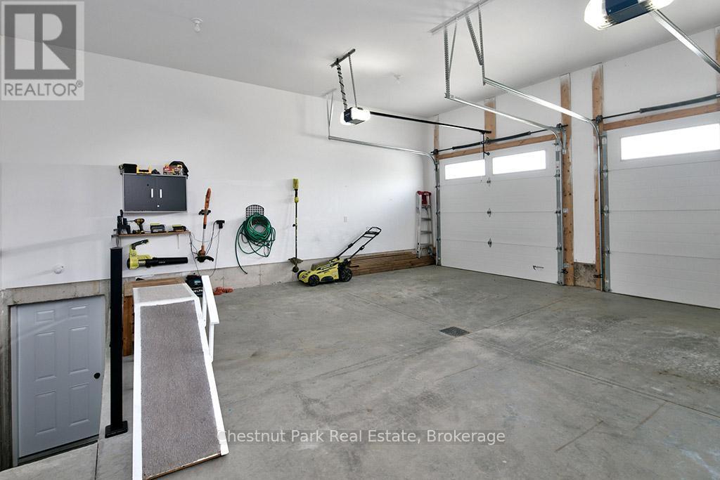 26 Nickason Drive, Arran-Elderslie, ON - Indoor Photo Showing Garage