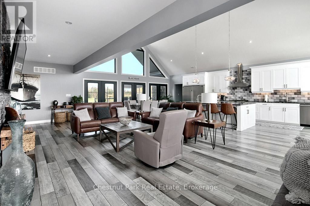 26 Nickason Drive, Arran-Elderslie, ON - Indoor Photo Showing Living Room