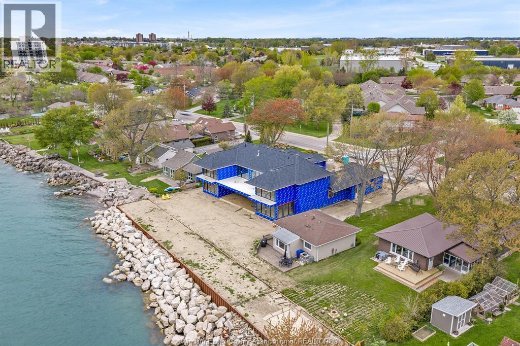 162 Robson Rd, Leamington, ON - Outdoor With Body Of Water With View