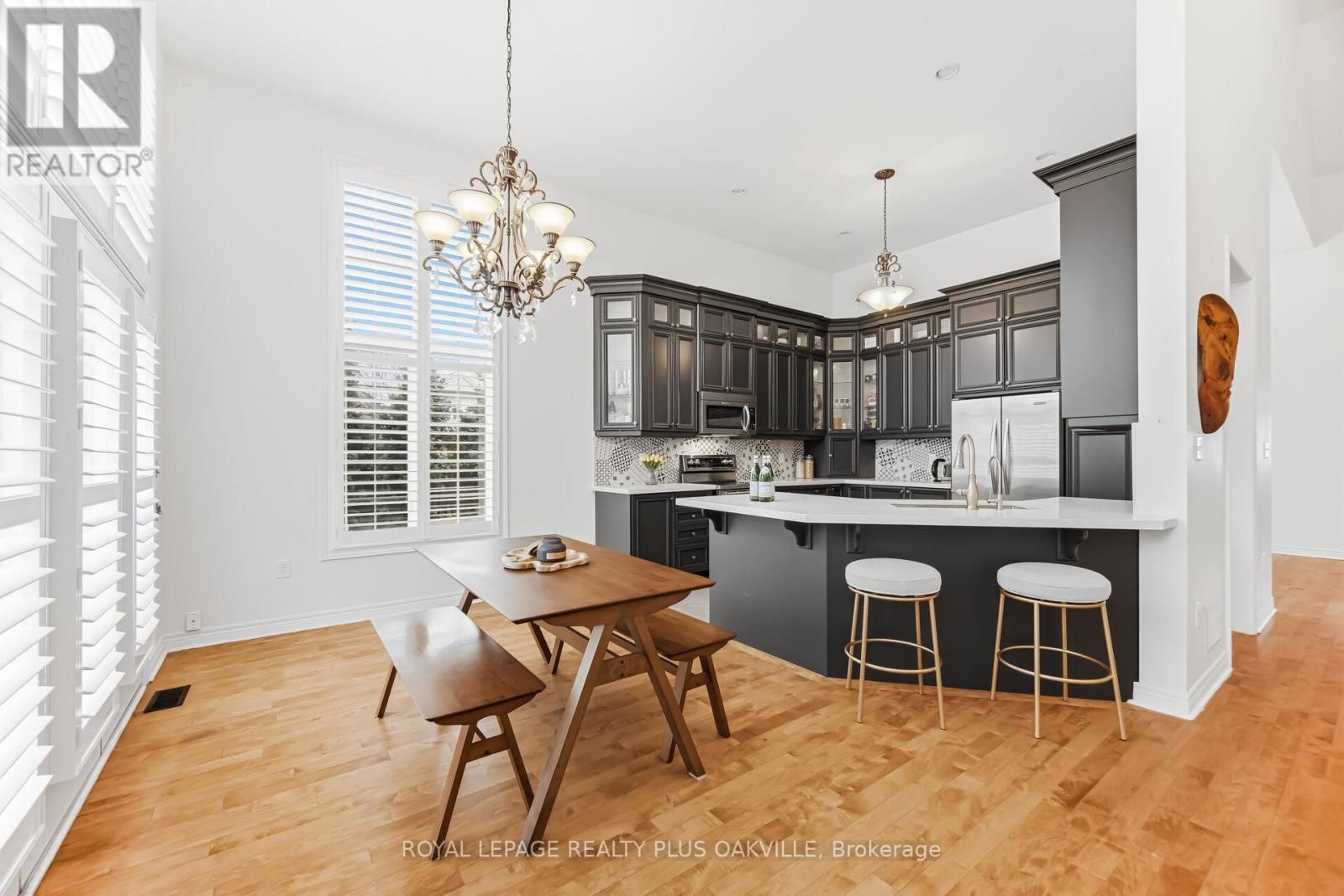 3409 Liptay Avenue, Oakville, ON - Indoor Photo Showing Dining Room