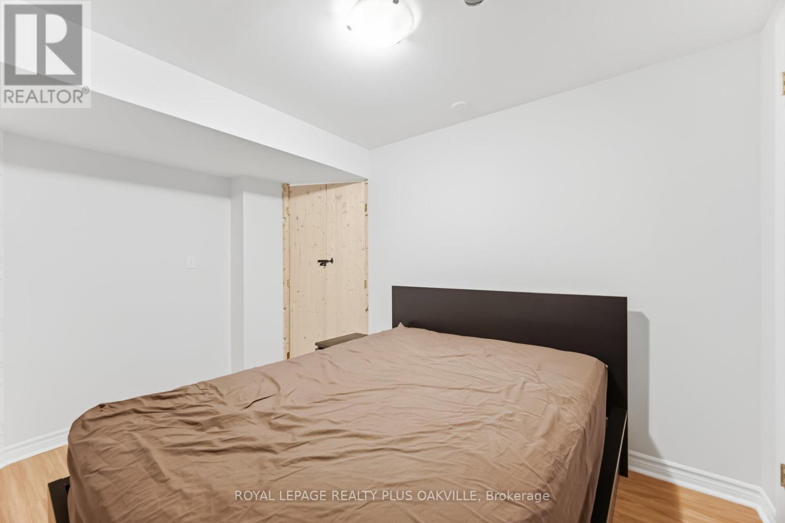 3409 Liptay Avenue, Oakville, ON - Indoor Photo Showing Bedroom