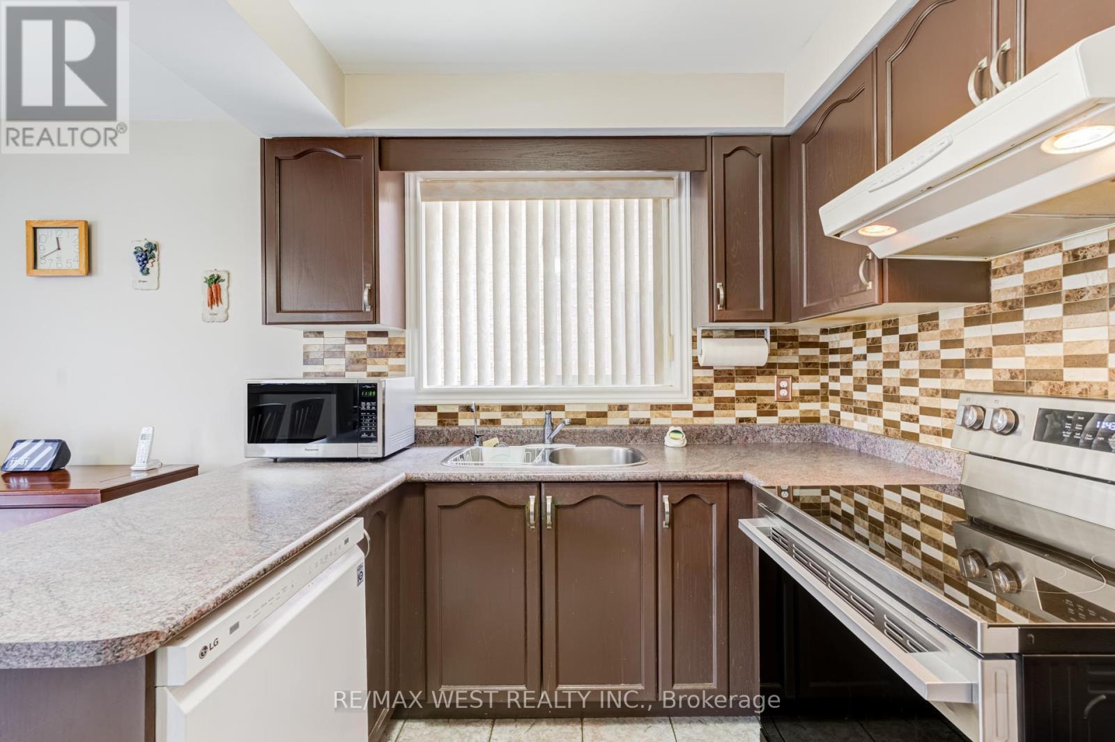 55 Pavin Crescent, Caledon, ON