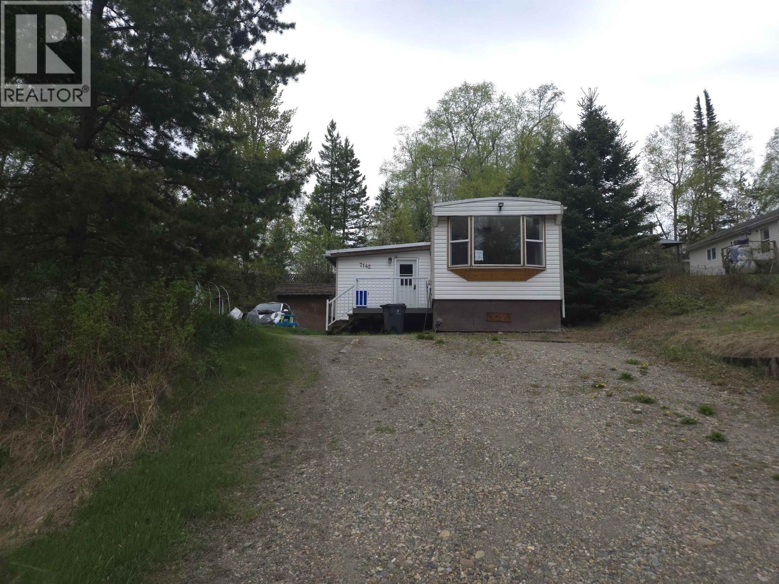 7142 Bear Road, Prince George, BC - Outdoor