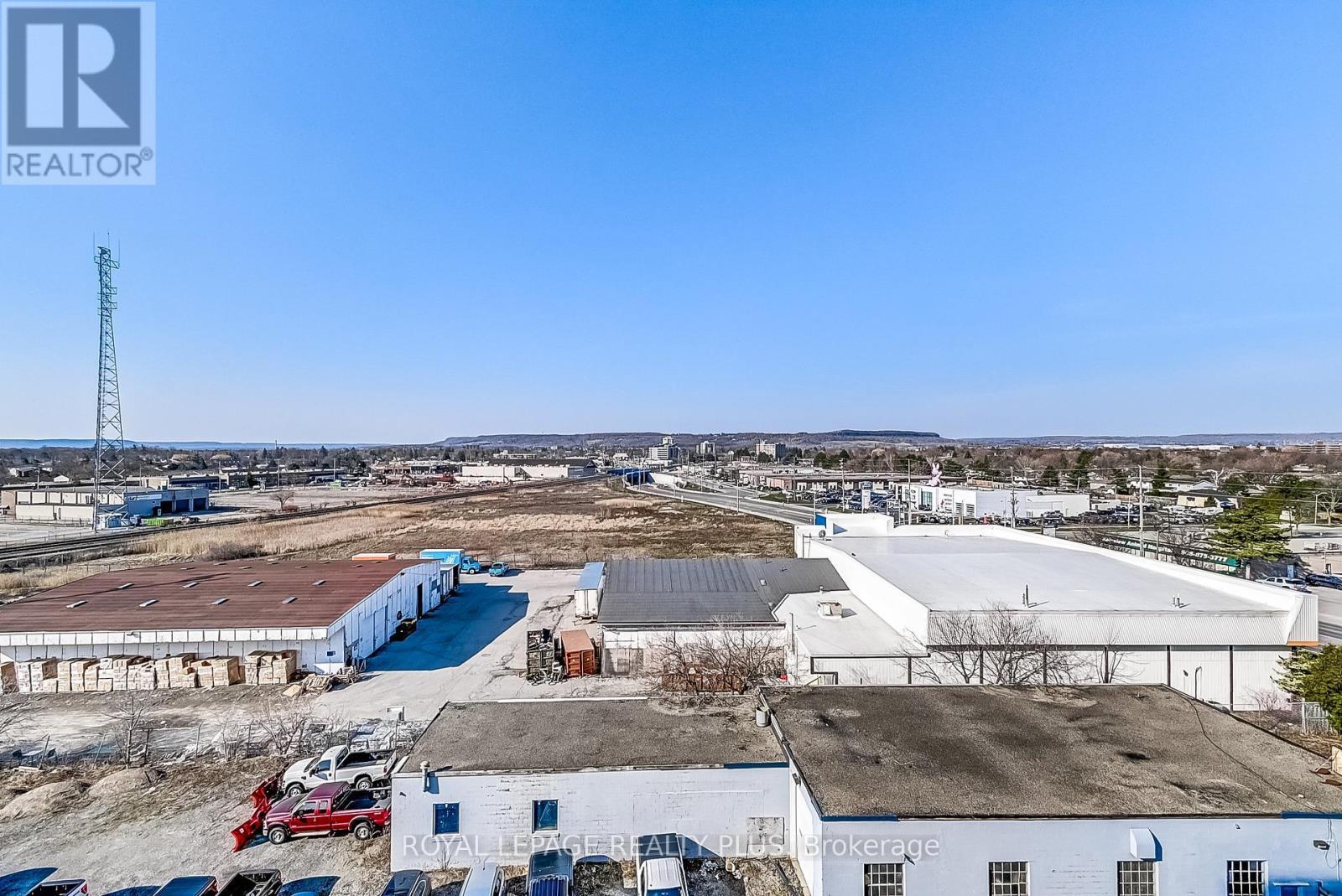 708 - 716 Main Street E, Milton, ON - Outdoor With View