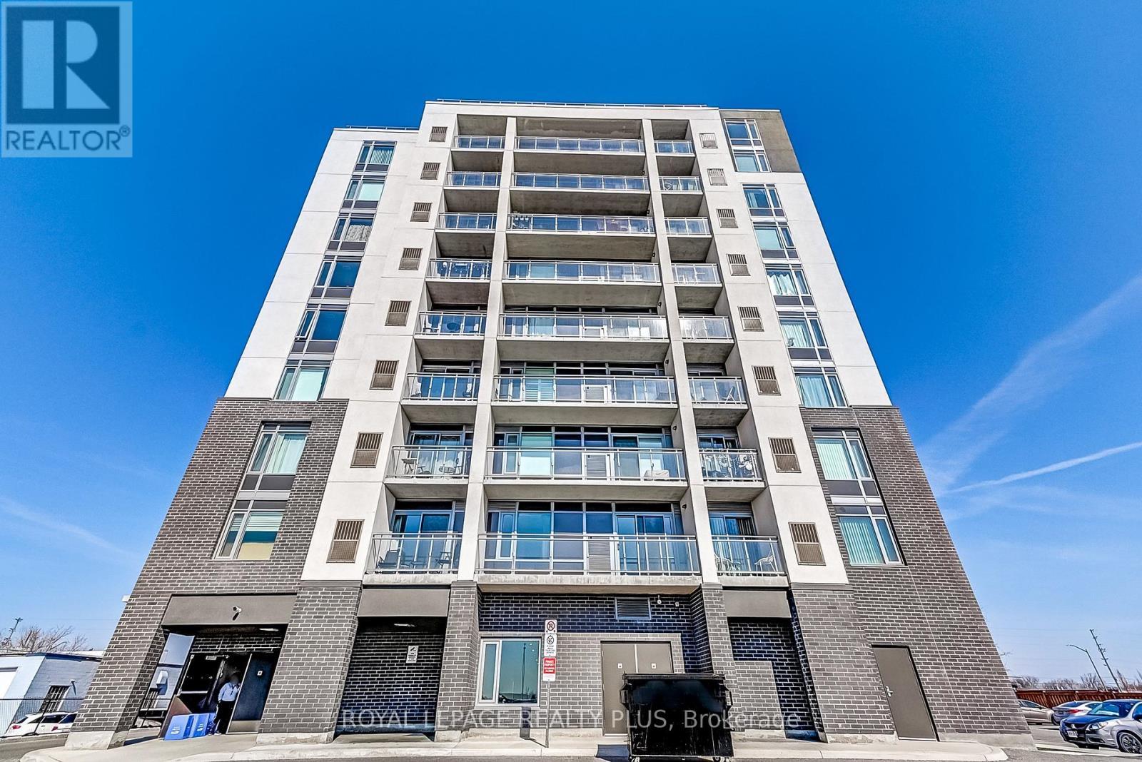 708 - 716 Main Street E, Milton, ON - Outdoor With Balcony With Facade