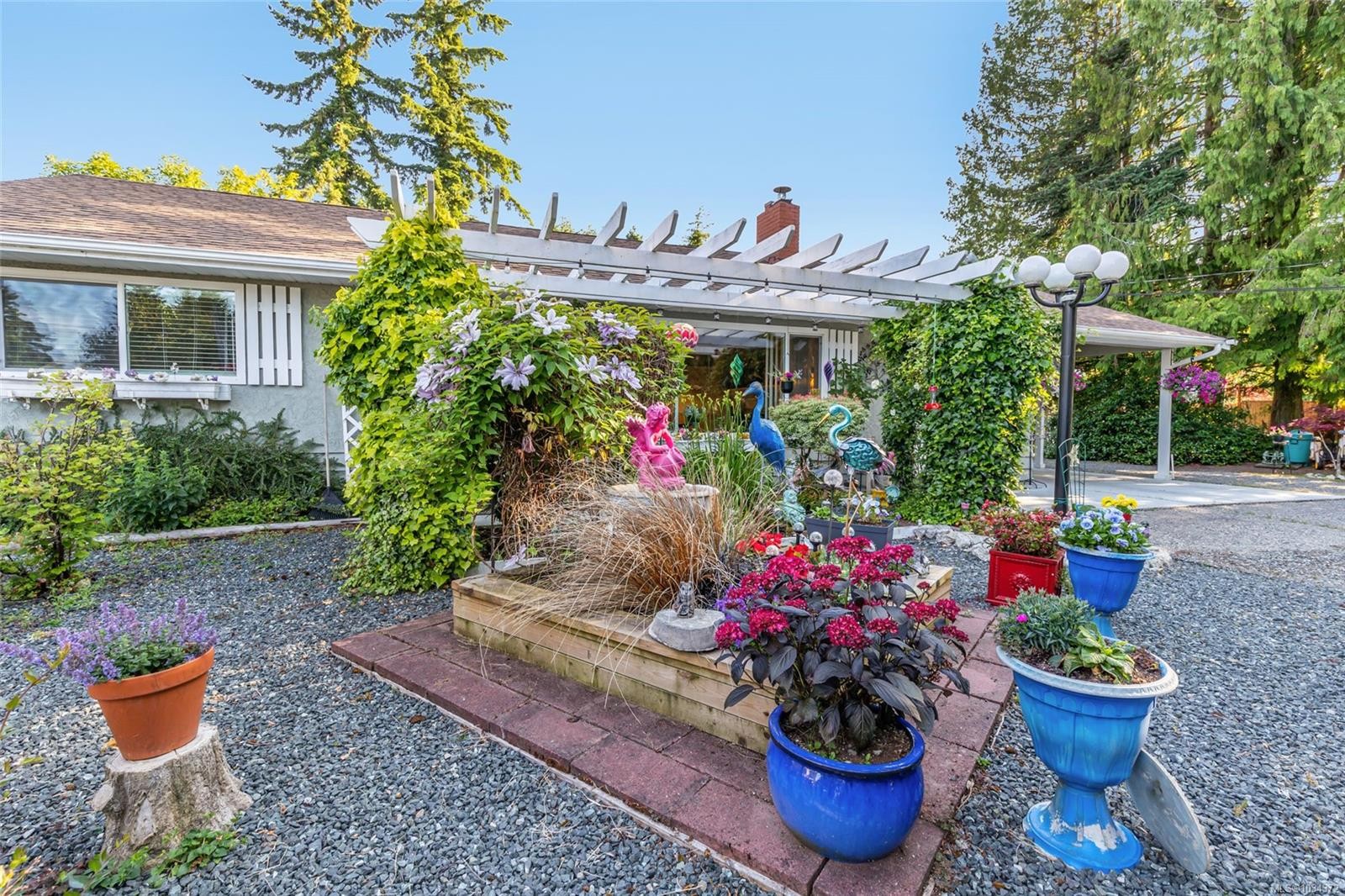 1226 Centre Rd, Qualicum Beach, BC