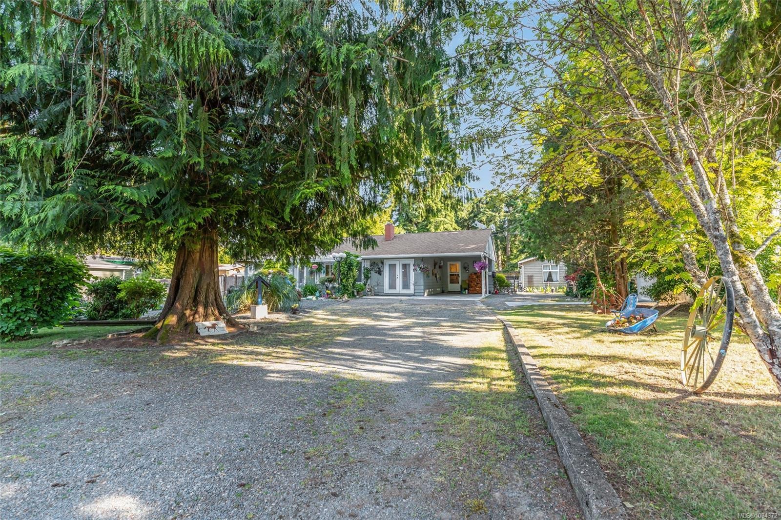 1226 Centre Rd, Qualicum Beach, BC