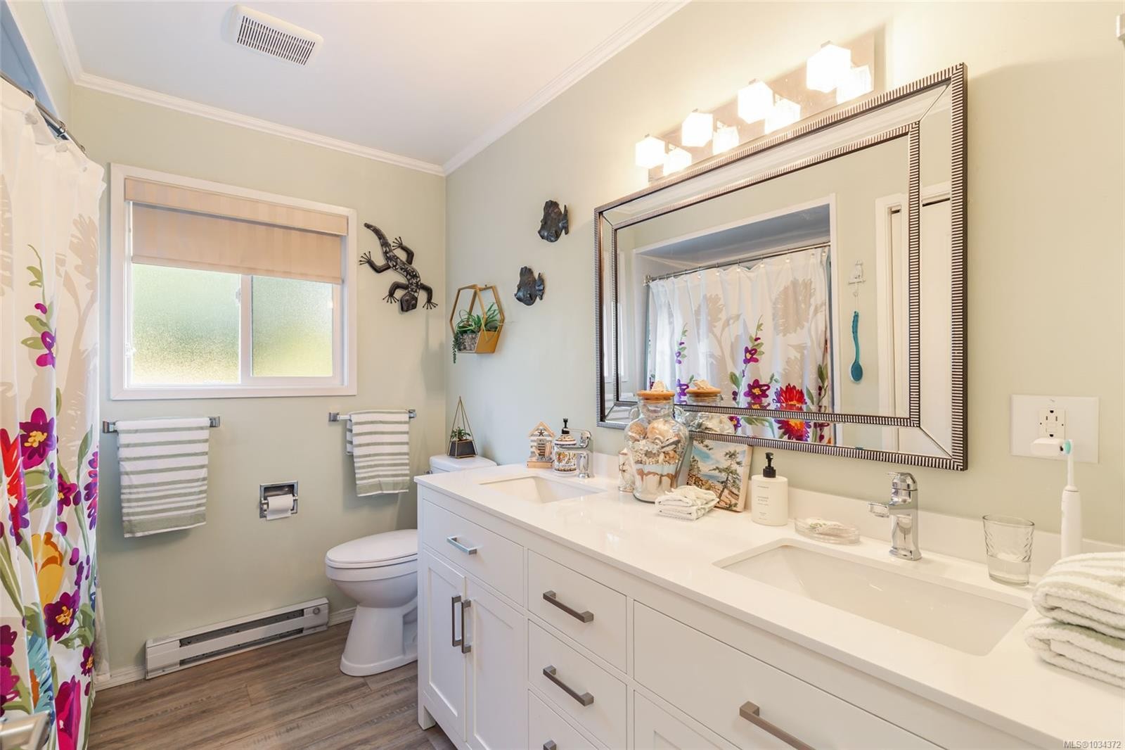 1226 Centre Rd, Qualicum Beach, BC