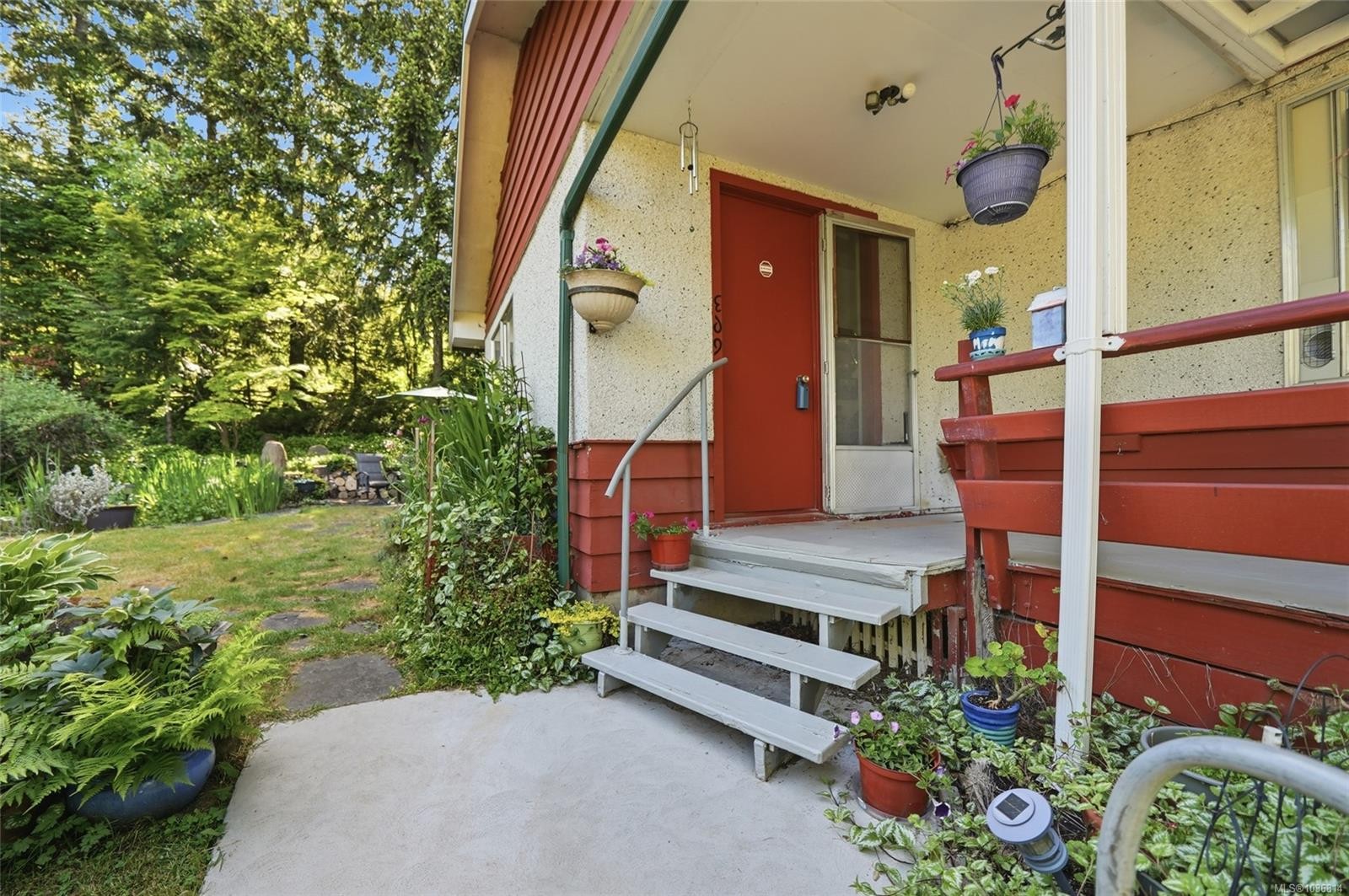 369 Baker Rd, Ladysmith, BC