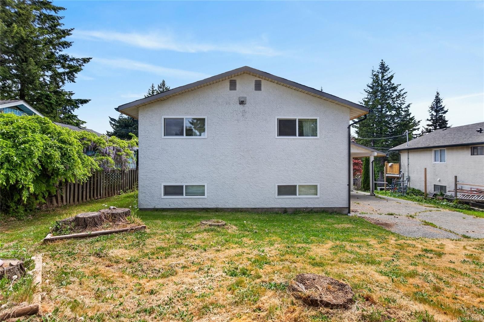 684 Robron Rd, Campbell River, BC