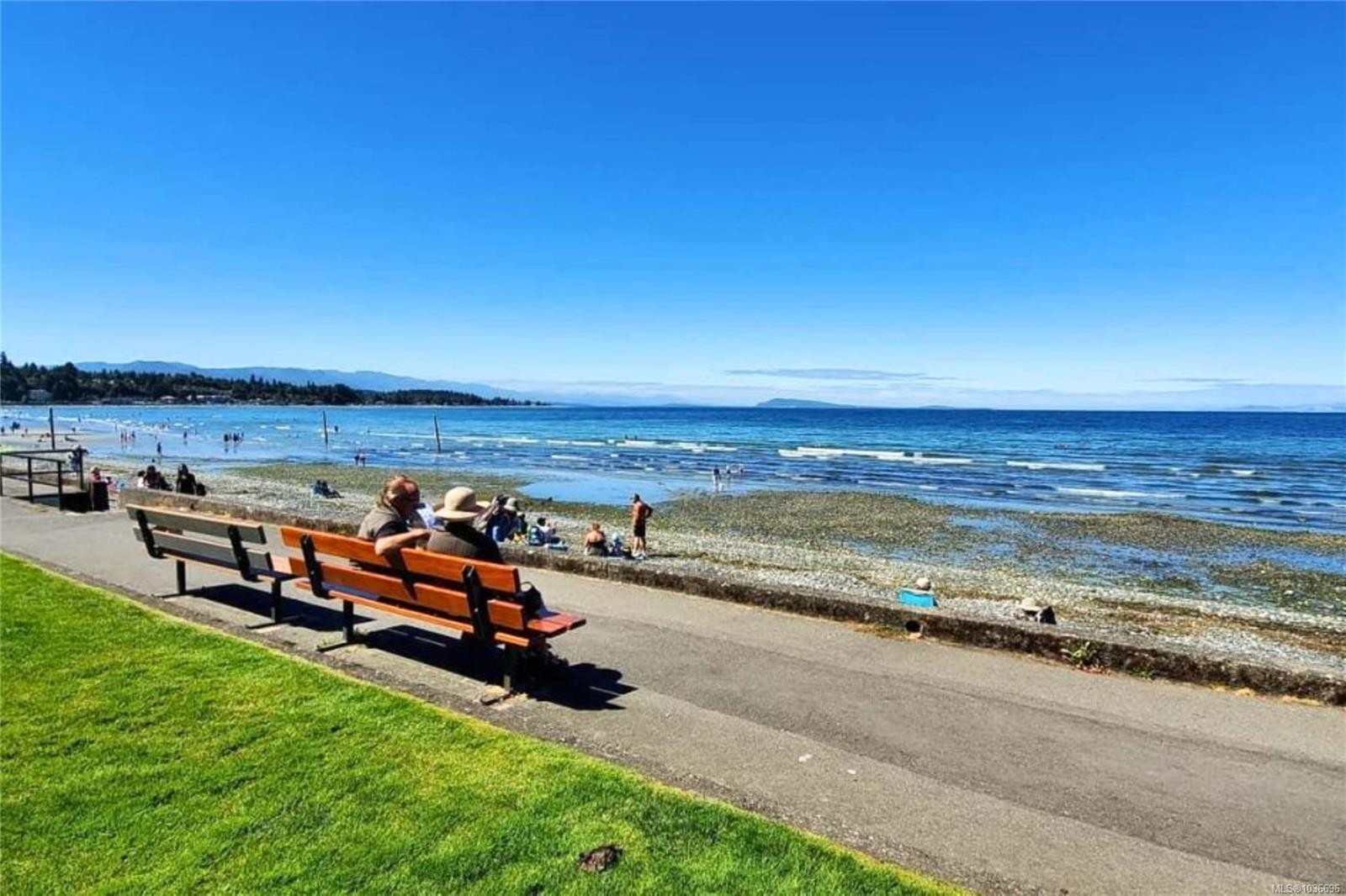 600 Sumac Dr, Qualicum Beach, BC