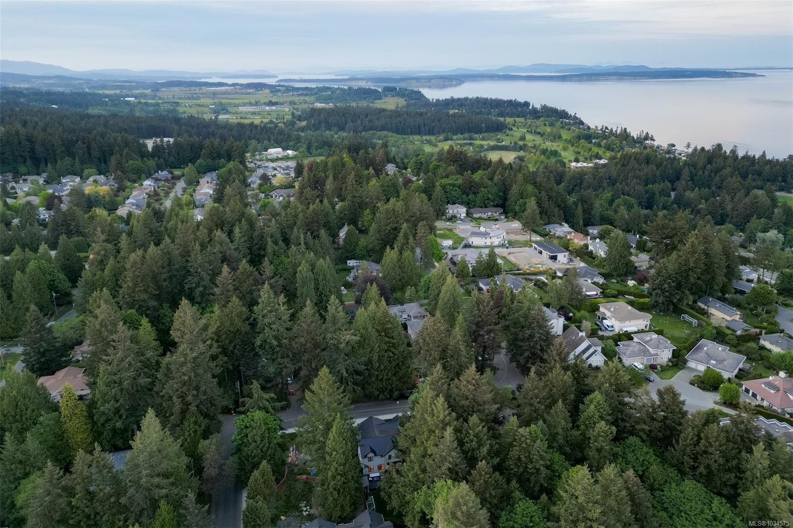 5157 Del Monte Ave, Saanich, BC