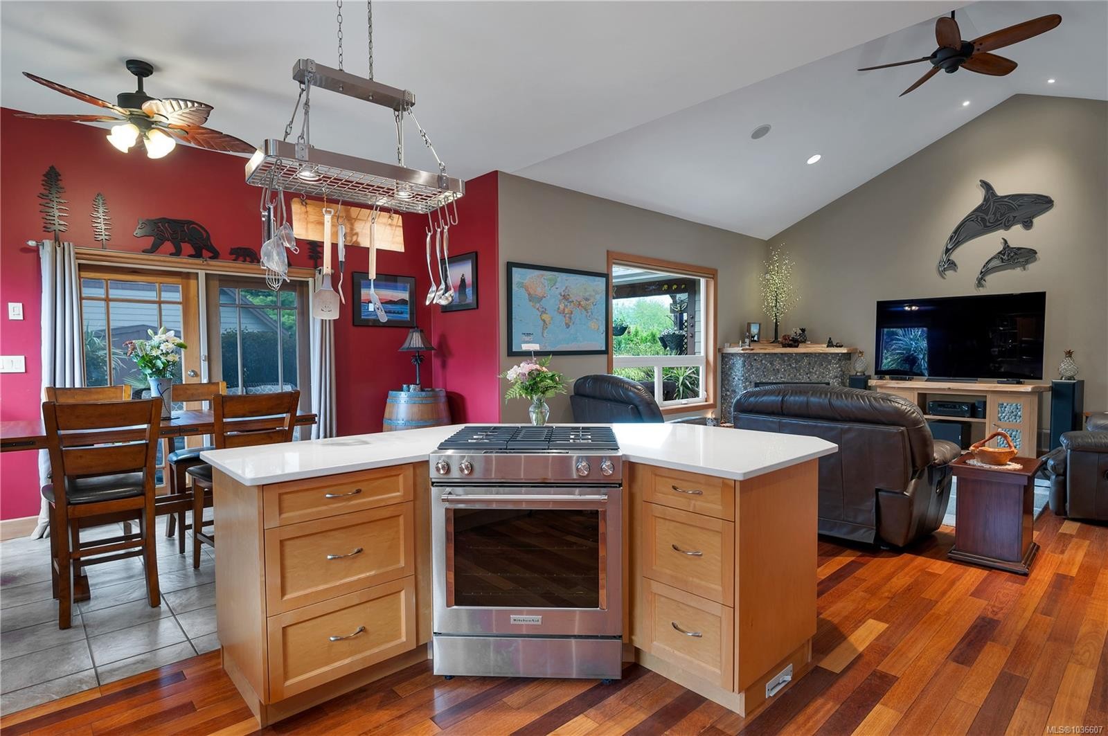 240 Carolyn Rd, Campbell River, BC