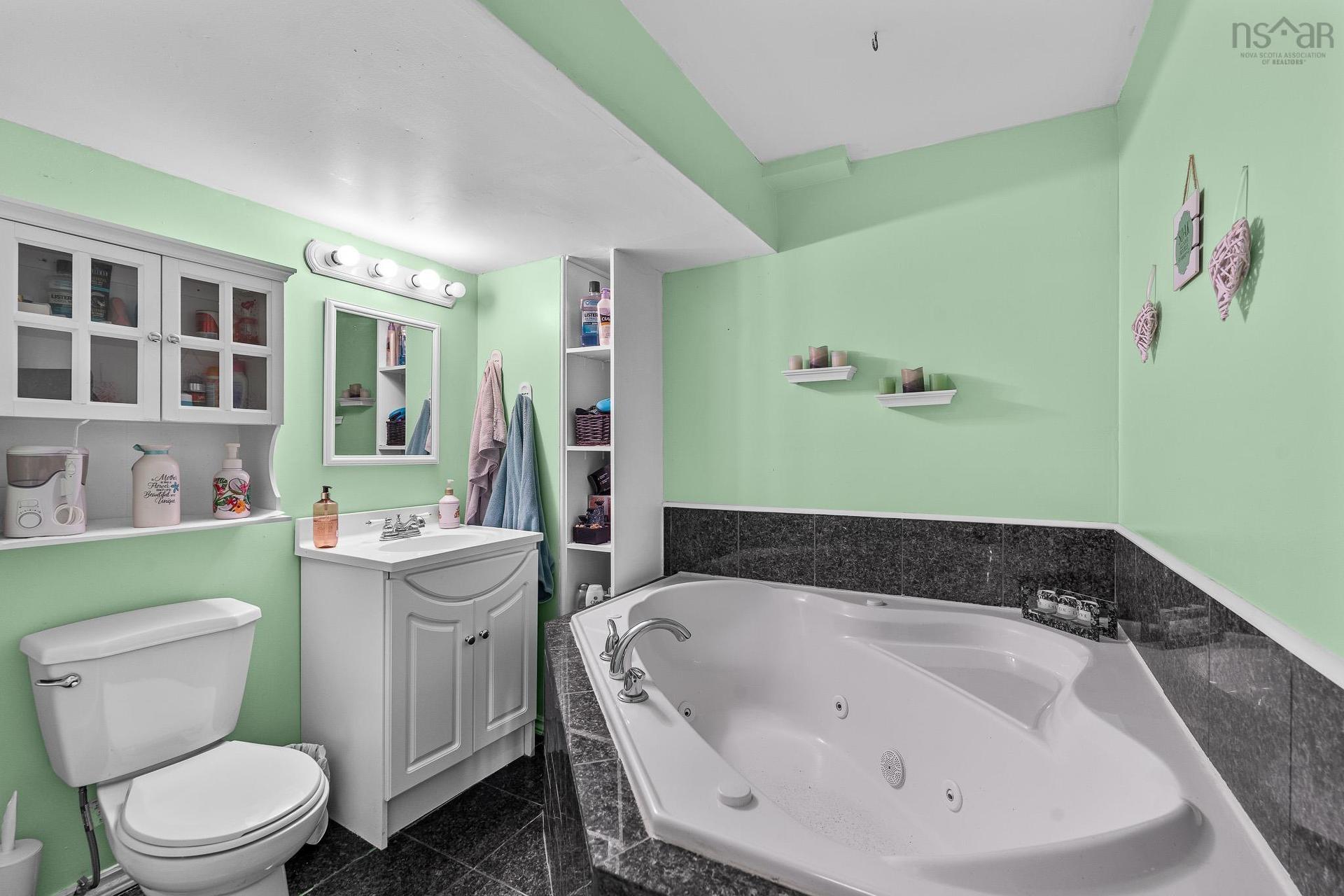 12 Wamphray Crescent, Dartmouth, NS