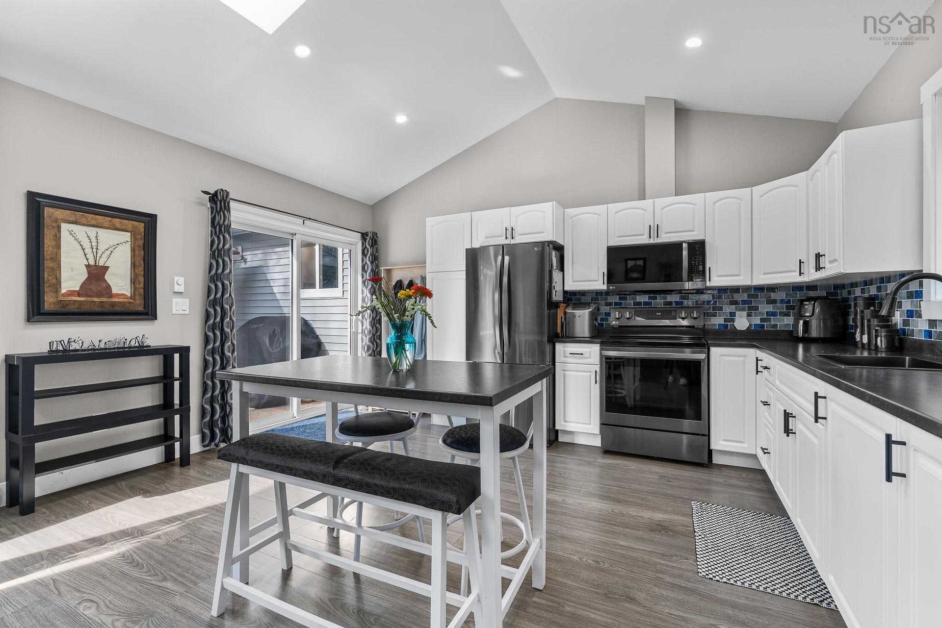 12 Wamphray Crescent, Dartmouth, NS
