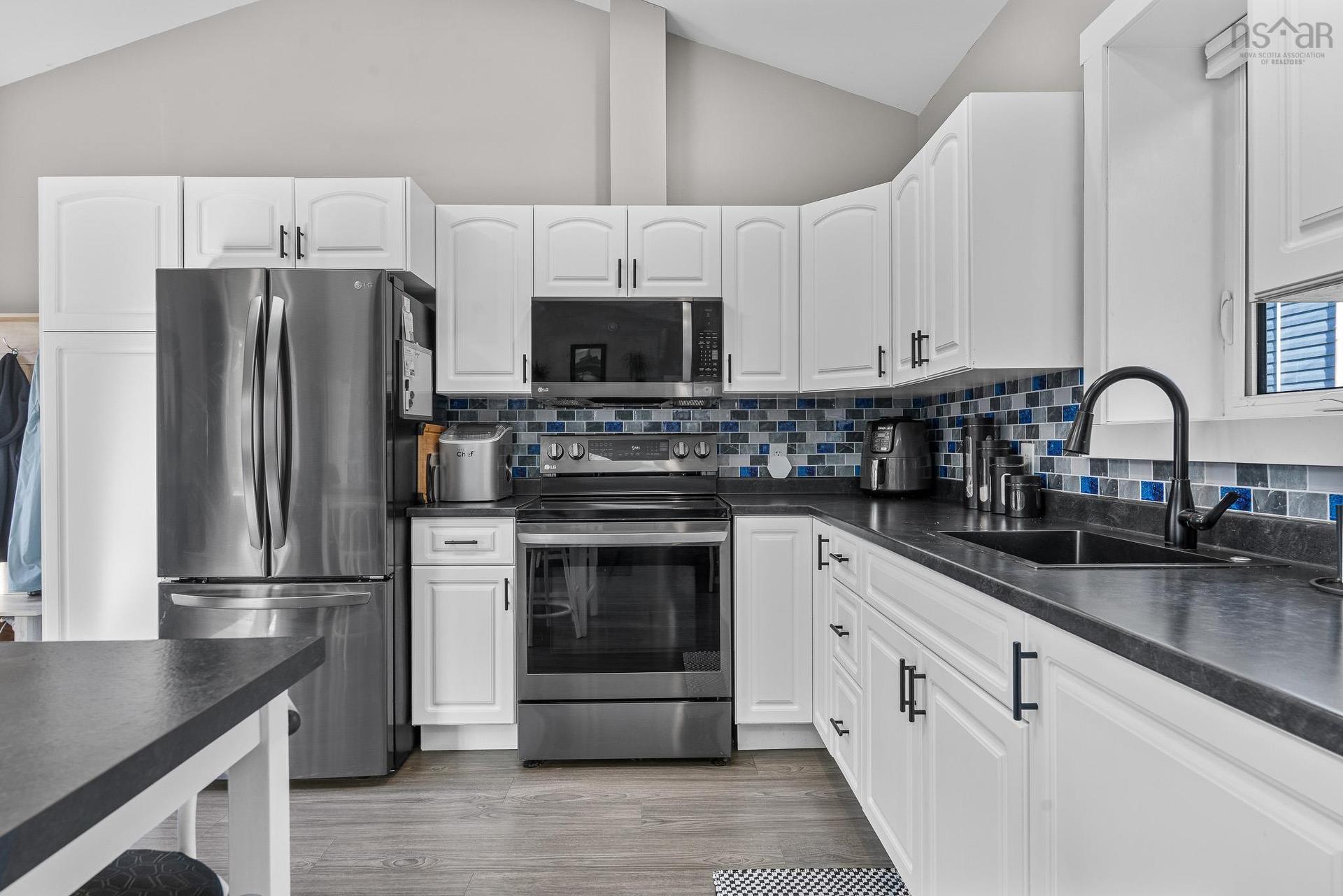 12 Wamphray Crescent, Dartmouth, NS