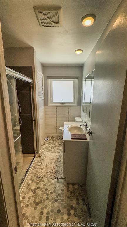 94 Stanley Avenue, Chatham, ON