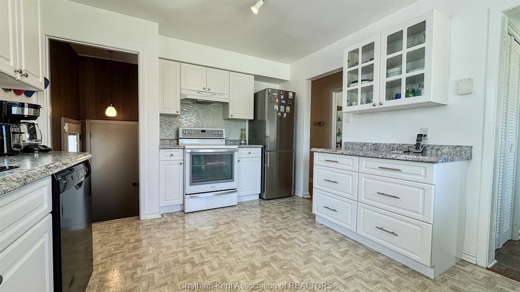 94 Stanley Avenue, Chatham, ON