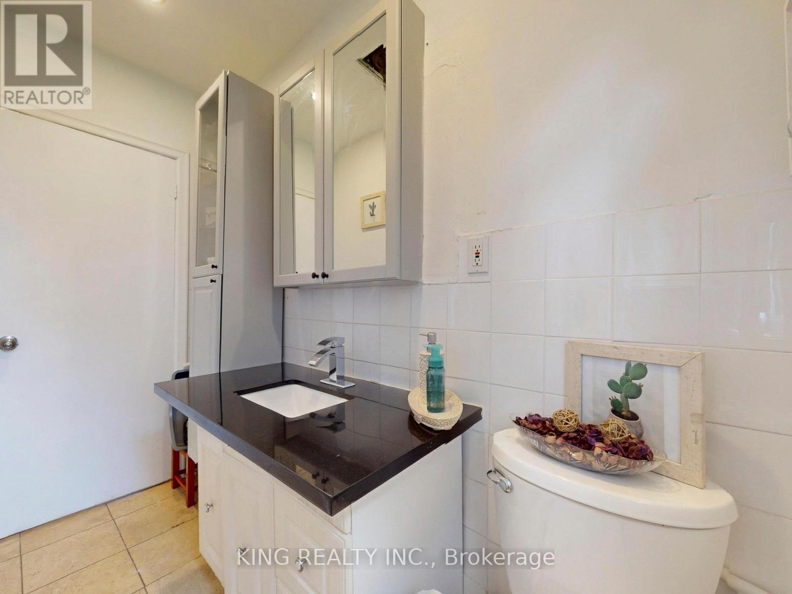 1156 Homewood Drive, Burlington, ON - Indoor Photo Showing Bathroom