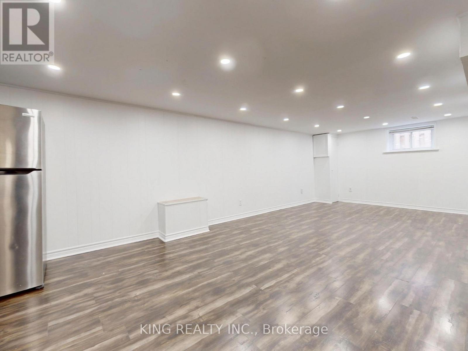 1156 Homewood Drive, Burlington, ON - Indoor