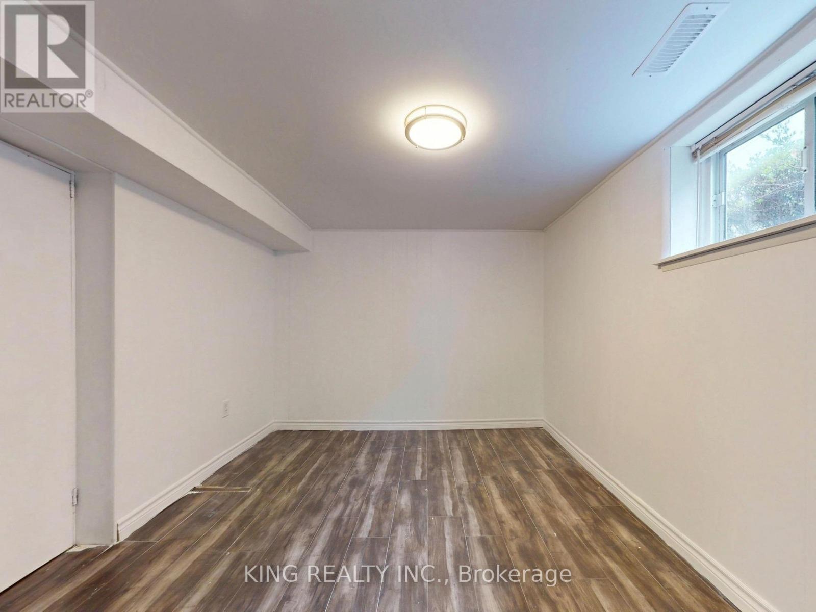 1156 Homewood Drive, Burlington, ON - Indoor Photo Showing Other Room