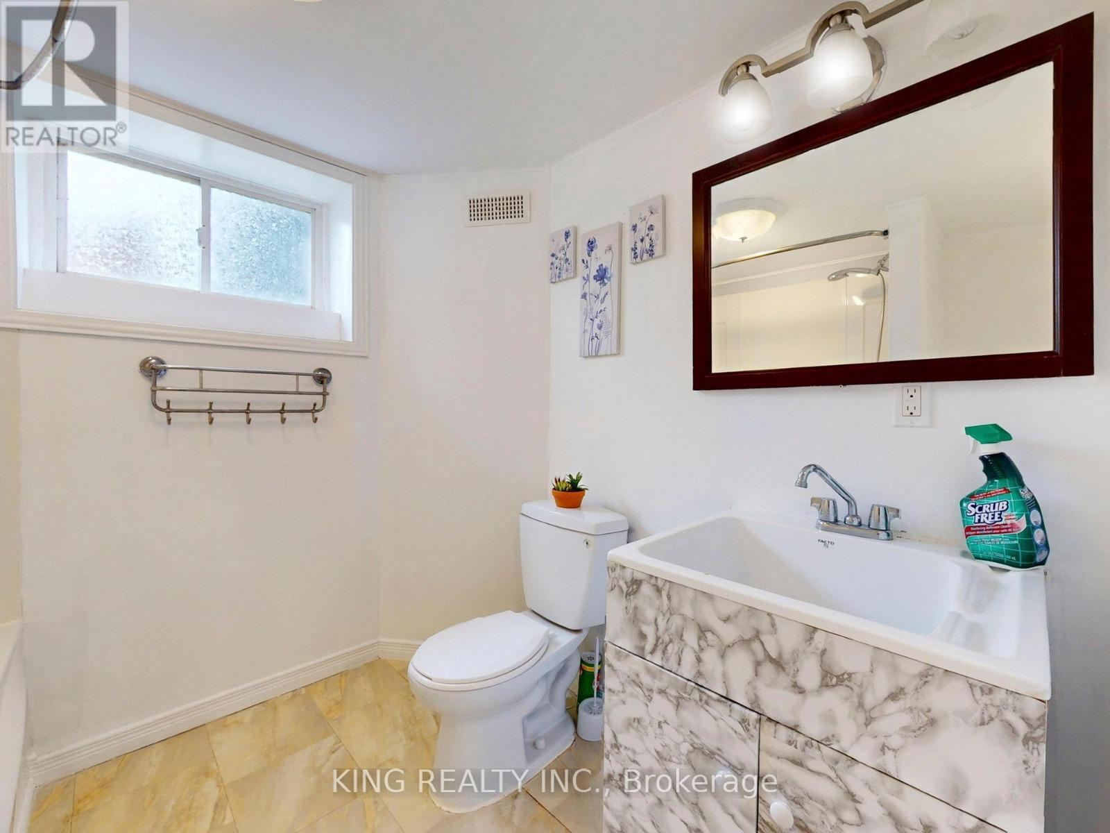 1156 Homewood Drive, Burlington, ON - Indoor Photo Showing Bathroom