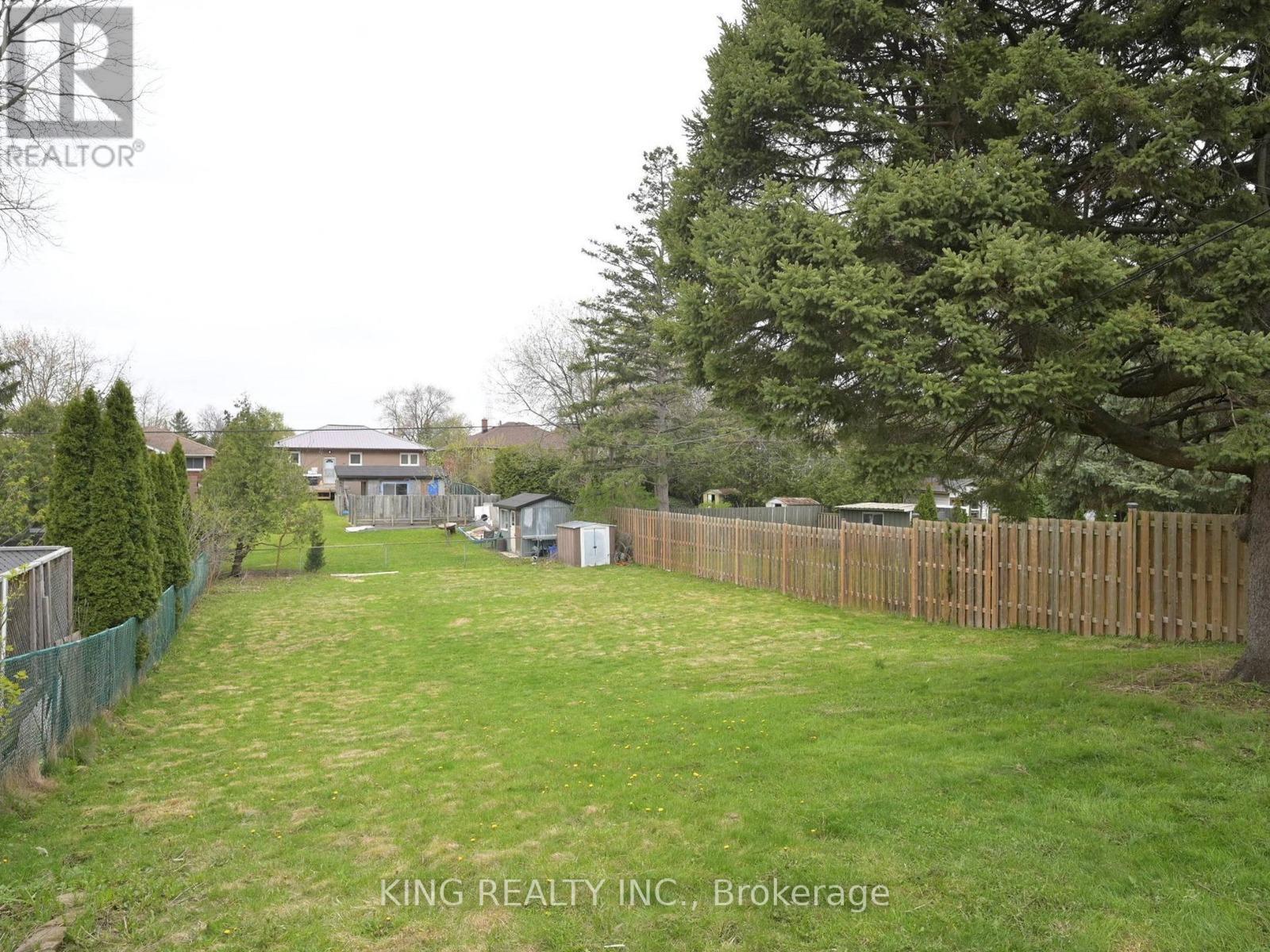 1156 Homewood Drive, Burlington, ON - Outdoor With Backyard