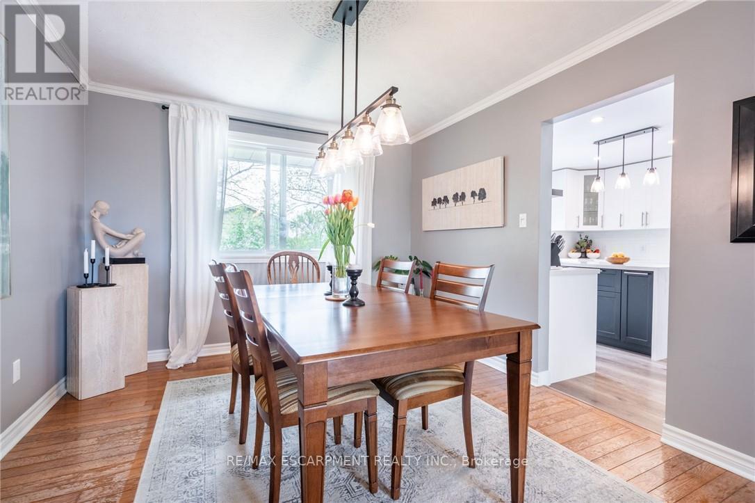 152 7Th Concession Road E, Hamilton, ON - Indoor Photo Showing Dining Room