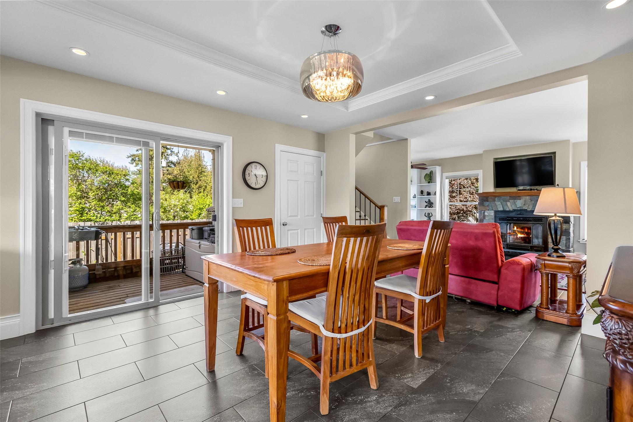 3609 Masuch Road, Creston, BC - Indoor Photo Showing Other Room With Fireplace