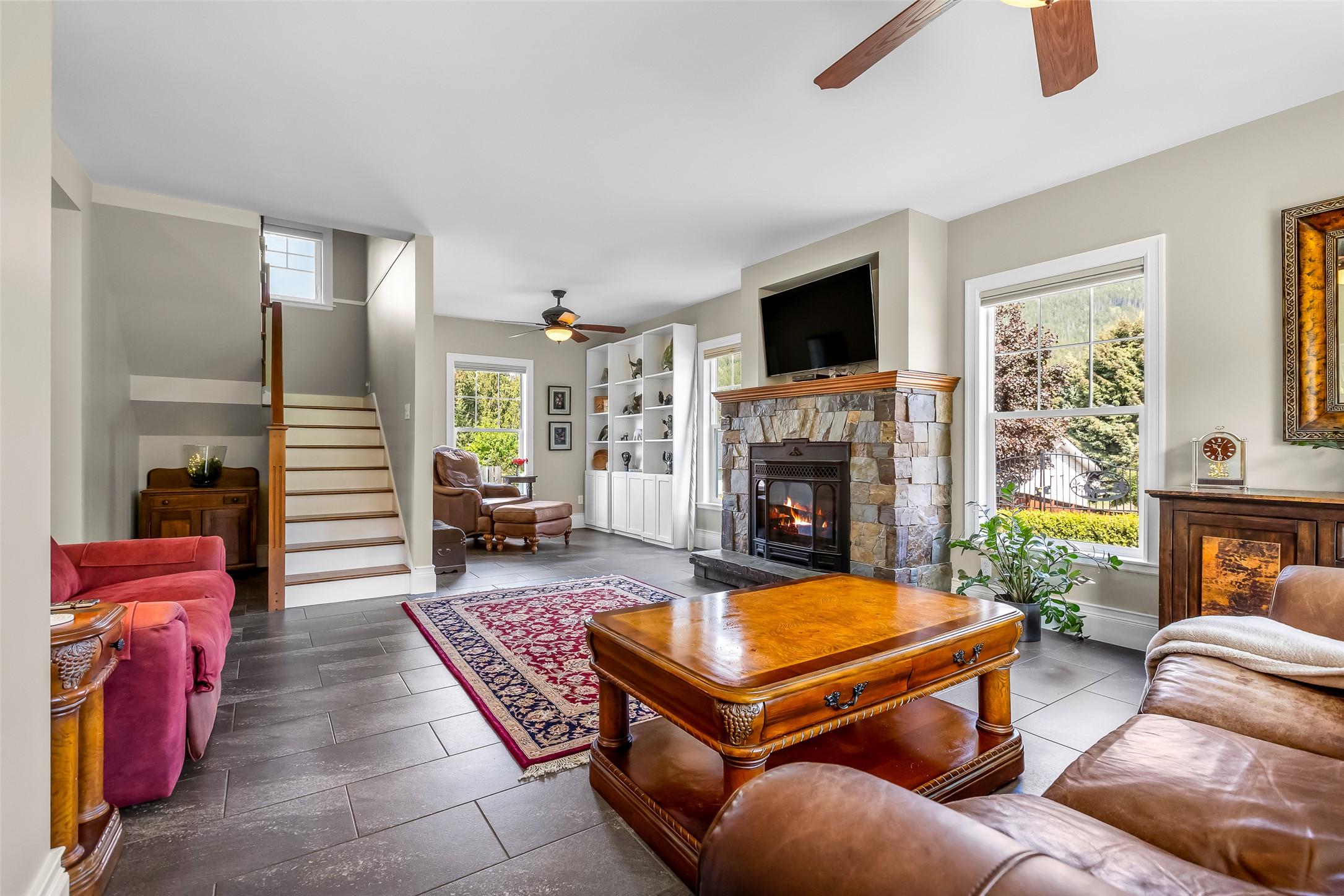 3609 Masuch Road, Creston, BC - Indoor Photo Showing Living Room With Fireplace