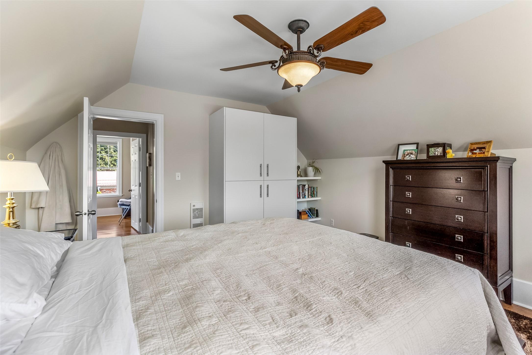 3609 Masuch Road, Creston, BC - Indoor Photo Showing Bedroom