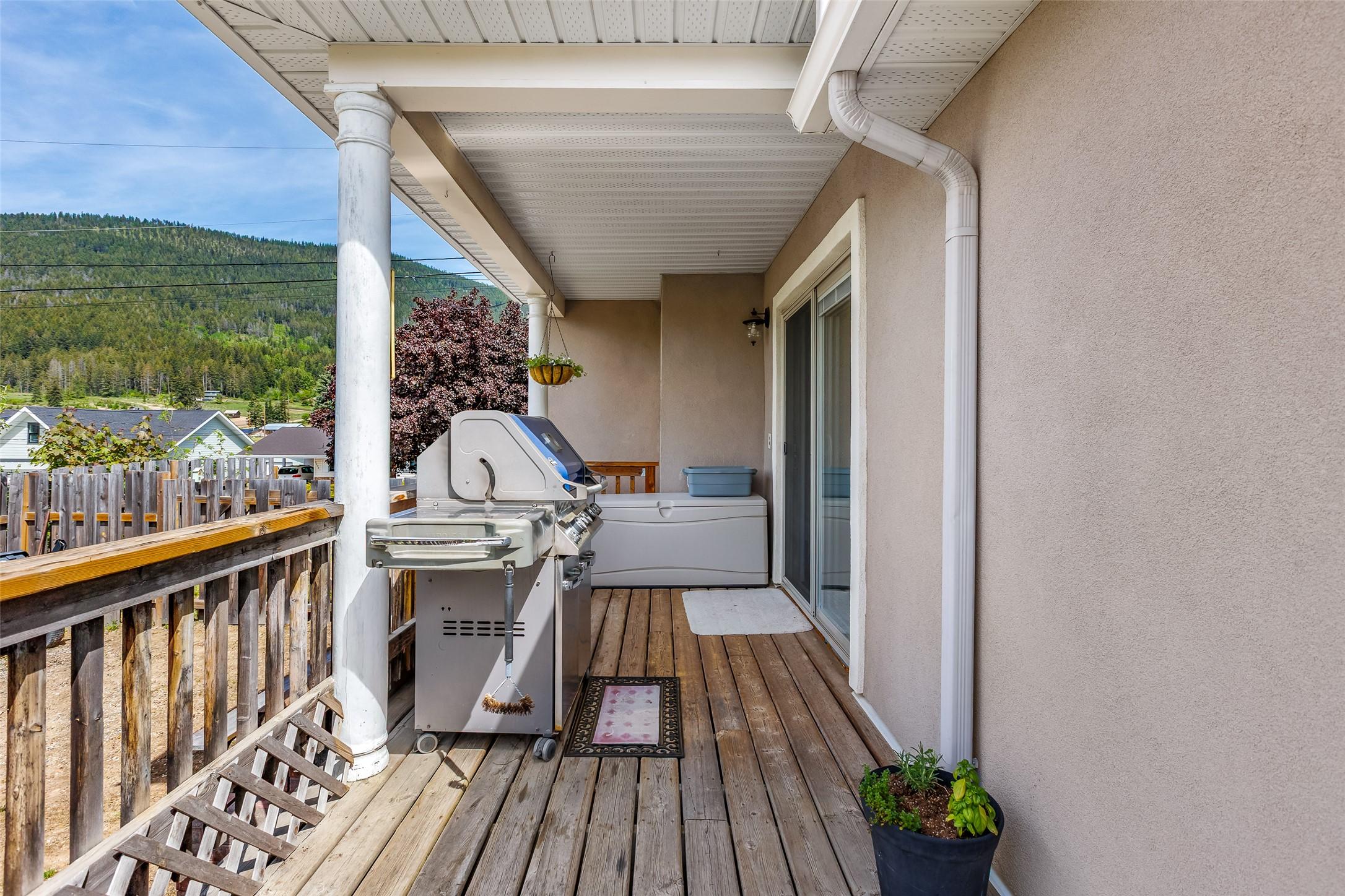 3609 Masuch Road, Creston, BC - Outdoor With Deck Patio Veranda With Exterior
