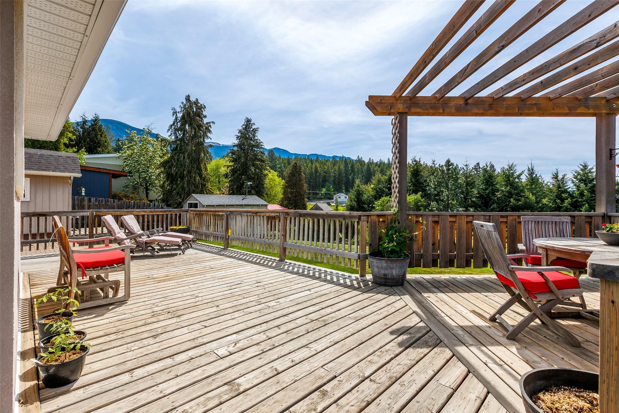 3609 Masuch Road, Creston, BC - Outdoor With Deck Patio Veranda With Exterior