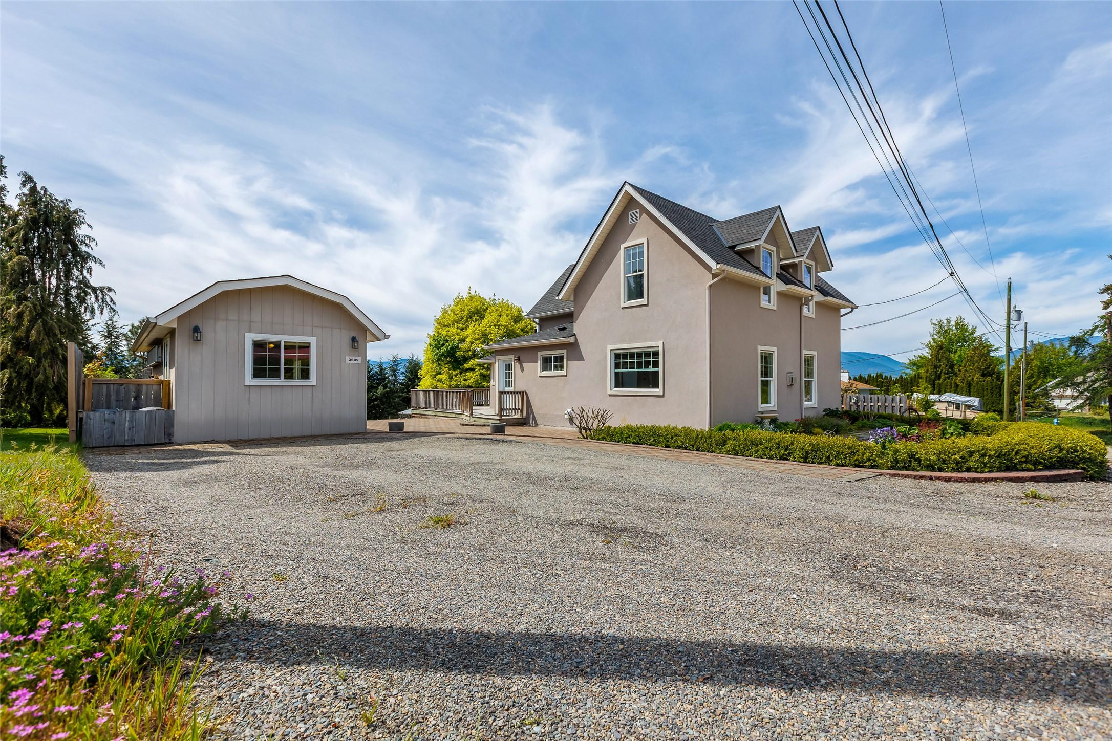 3609 Masuch Road, Creston, BC - Outdoor
