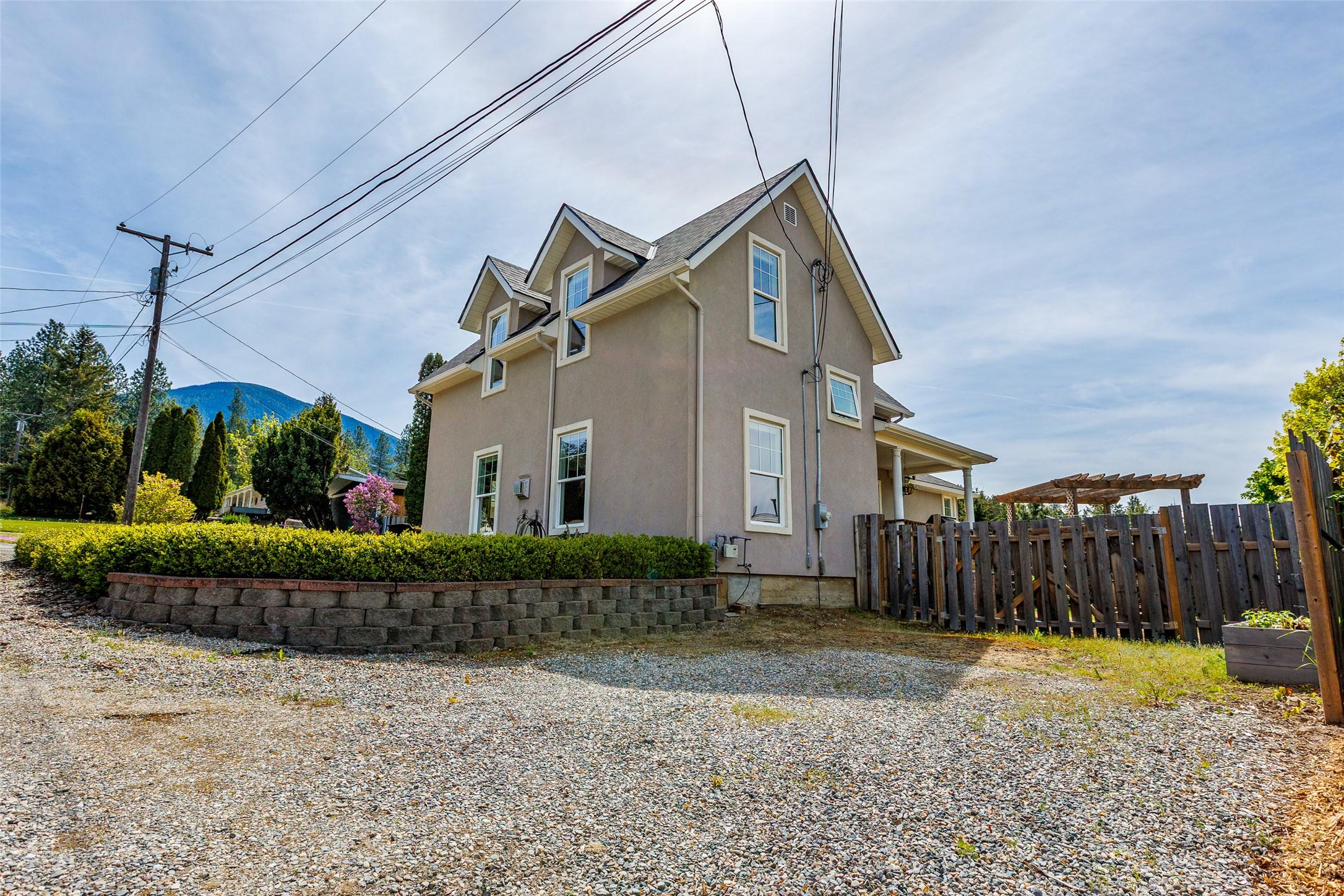 3609 Masuch Road, Creston, BC - Outdoor