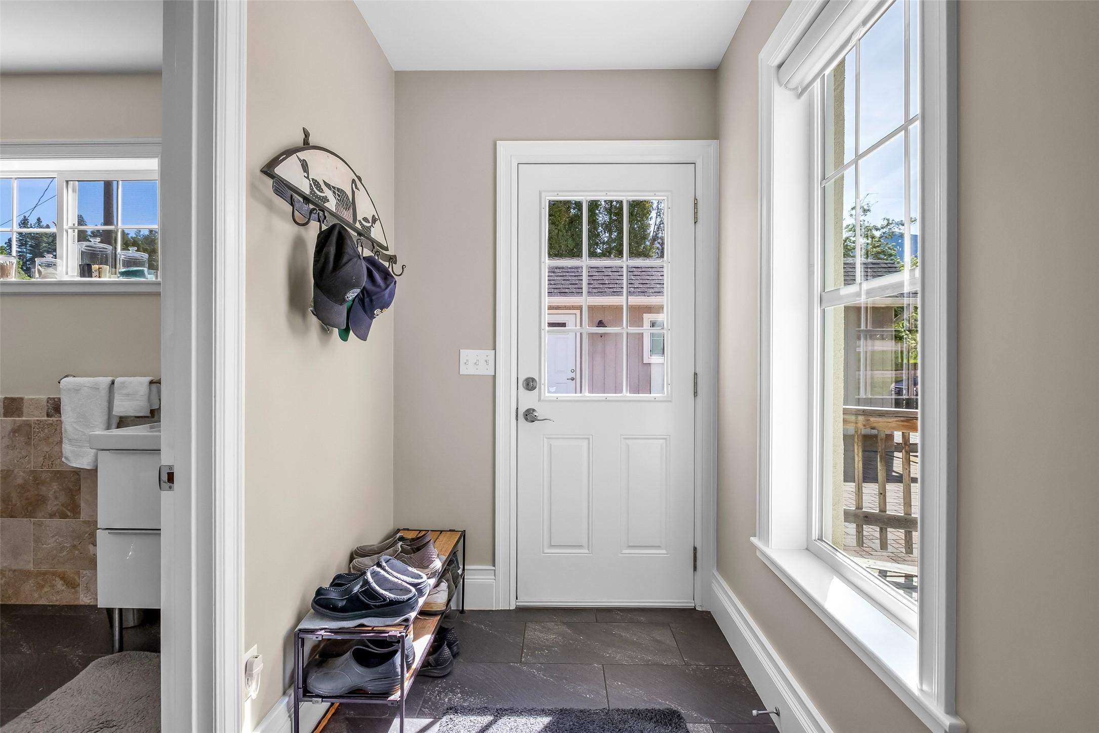 3609 Masuch Road, Creston, BC - Indoor Photo Showing Other Room