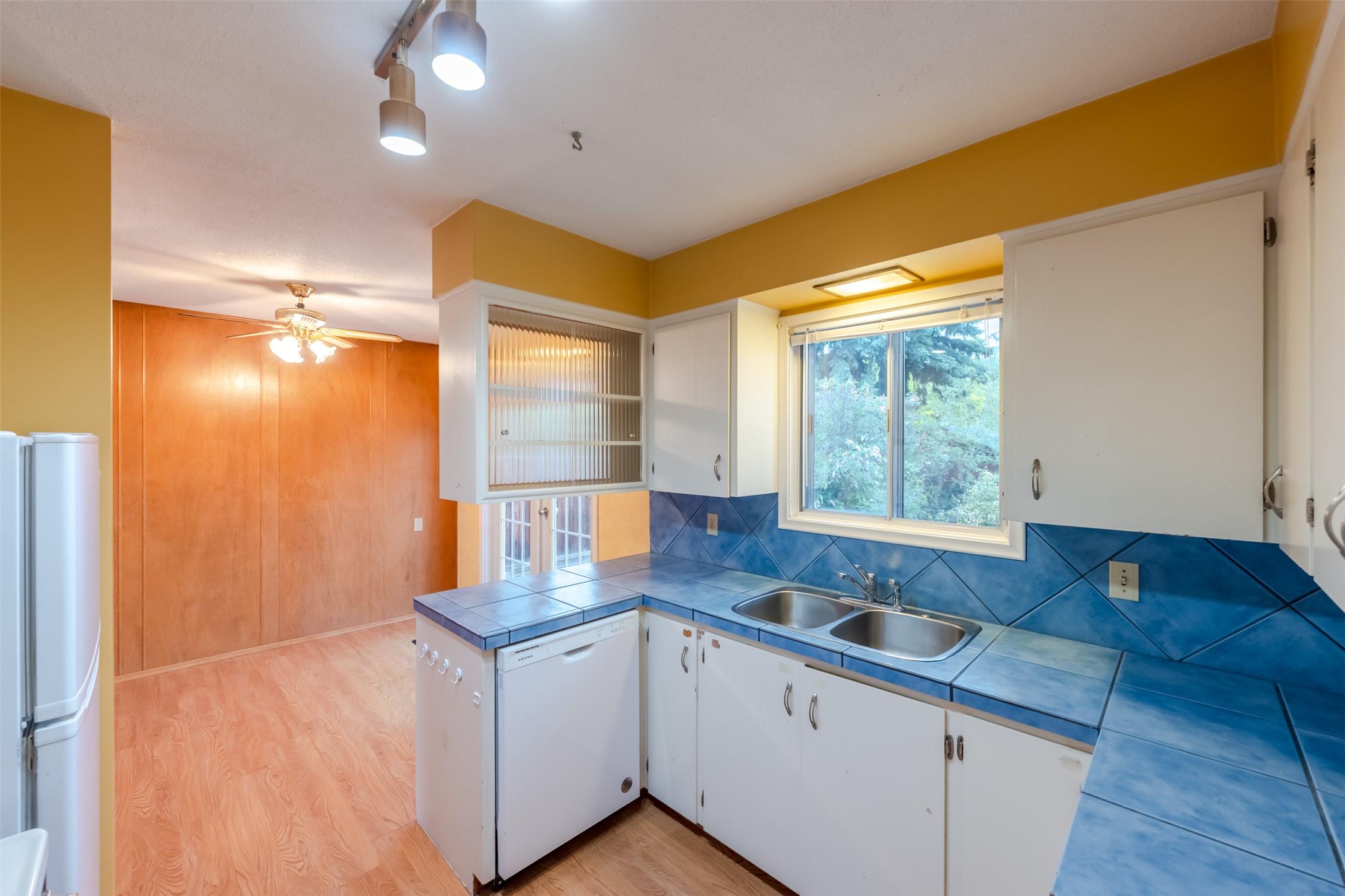 132 Secrest Place, Penticton, BC - Indoor Photo Showing Kitchen With Double Sink