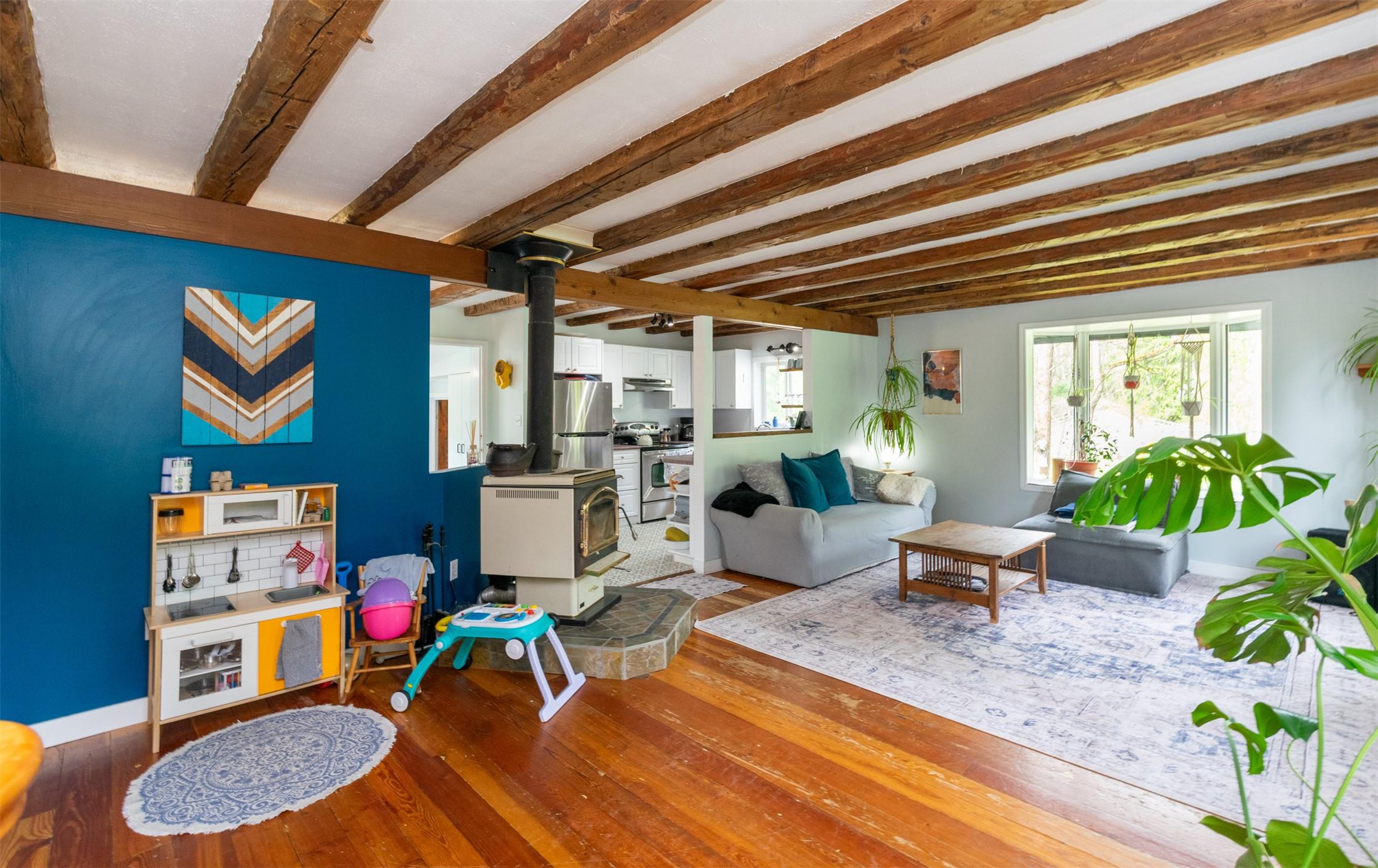 2904 Enderby Mabel Lake Road, Enderby, BC - Indoor