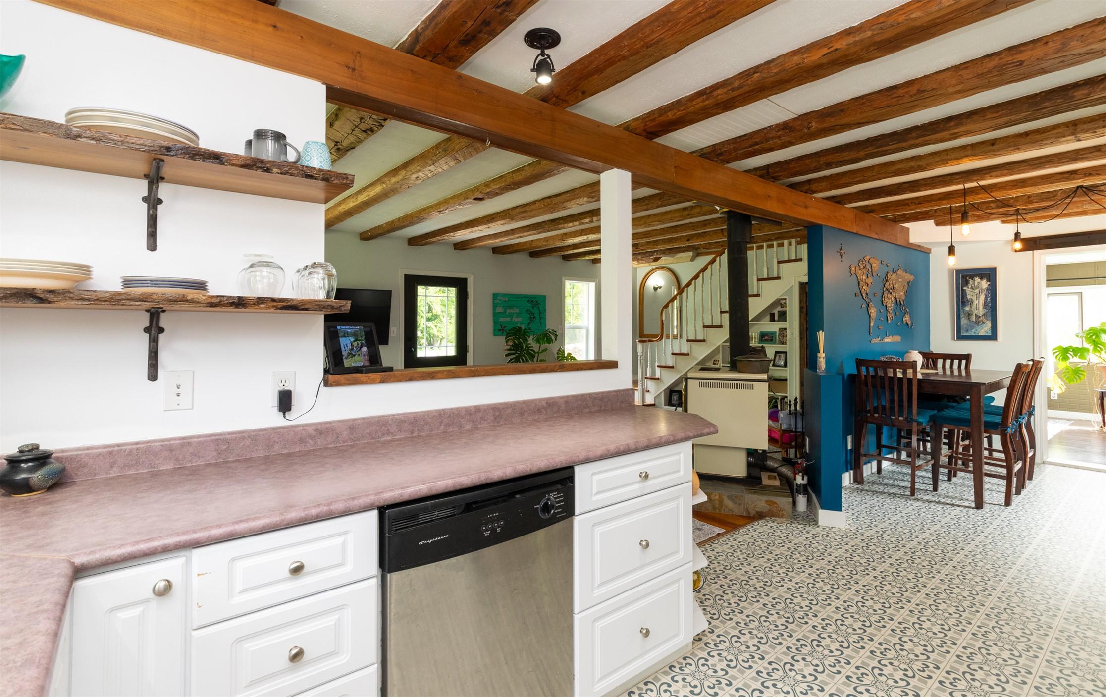 2904 Enderby Mabel Lake Road, Enderby, BC - Indoor