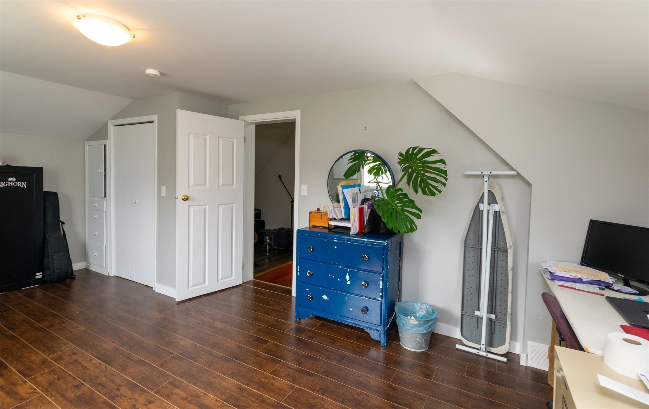 2904 Enderby Mabel Lake Road, Enderby, BC - Indoor
