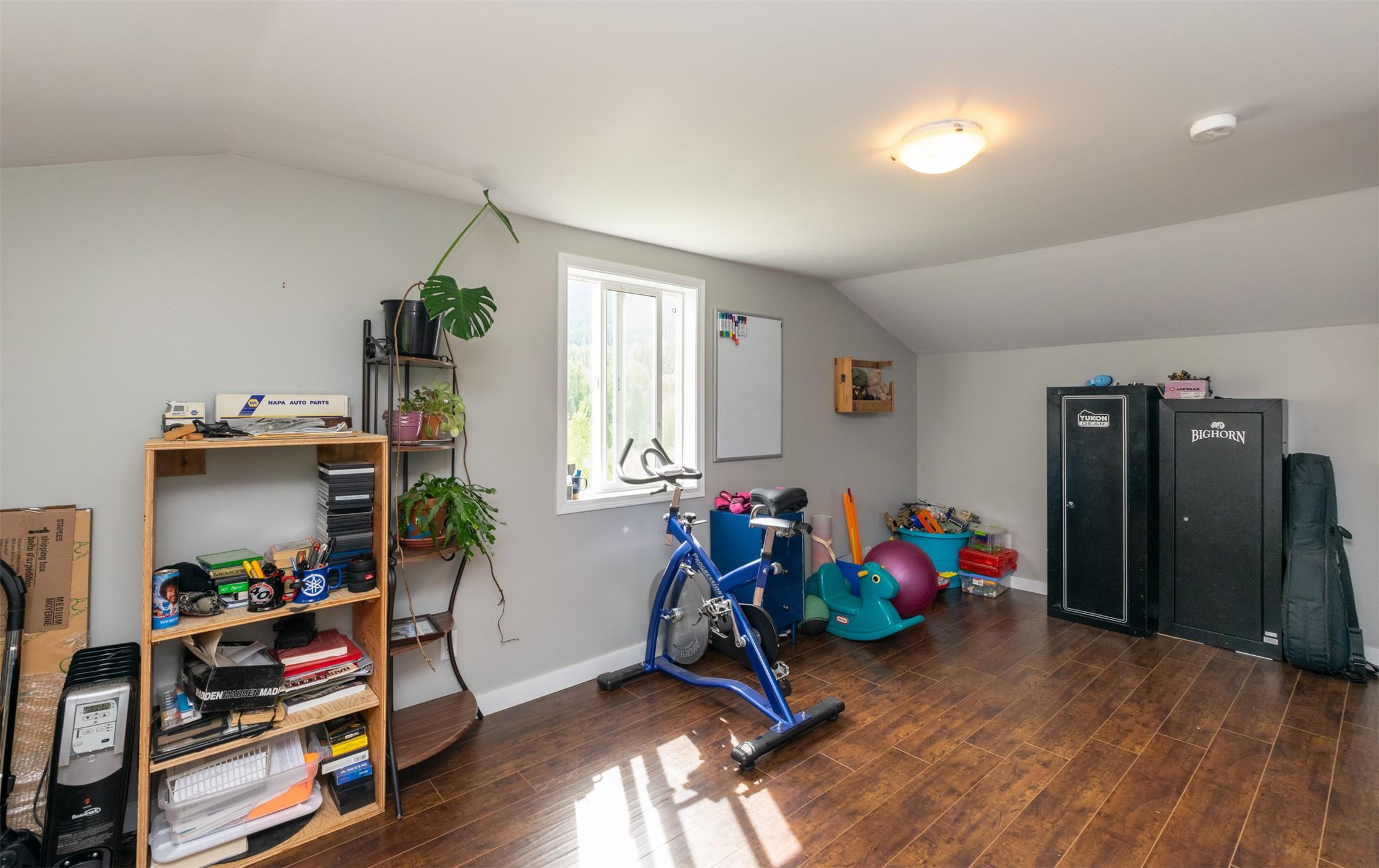 2904 Enderby Mabel Lake Road, Enderby, BC - Indoor Photo Showing Other Room
