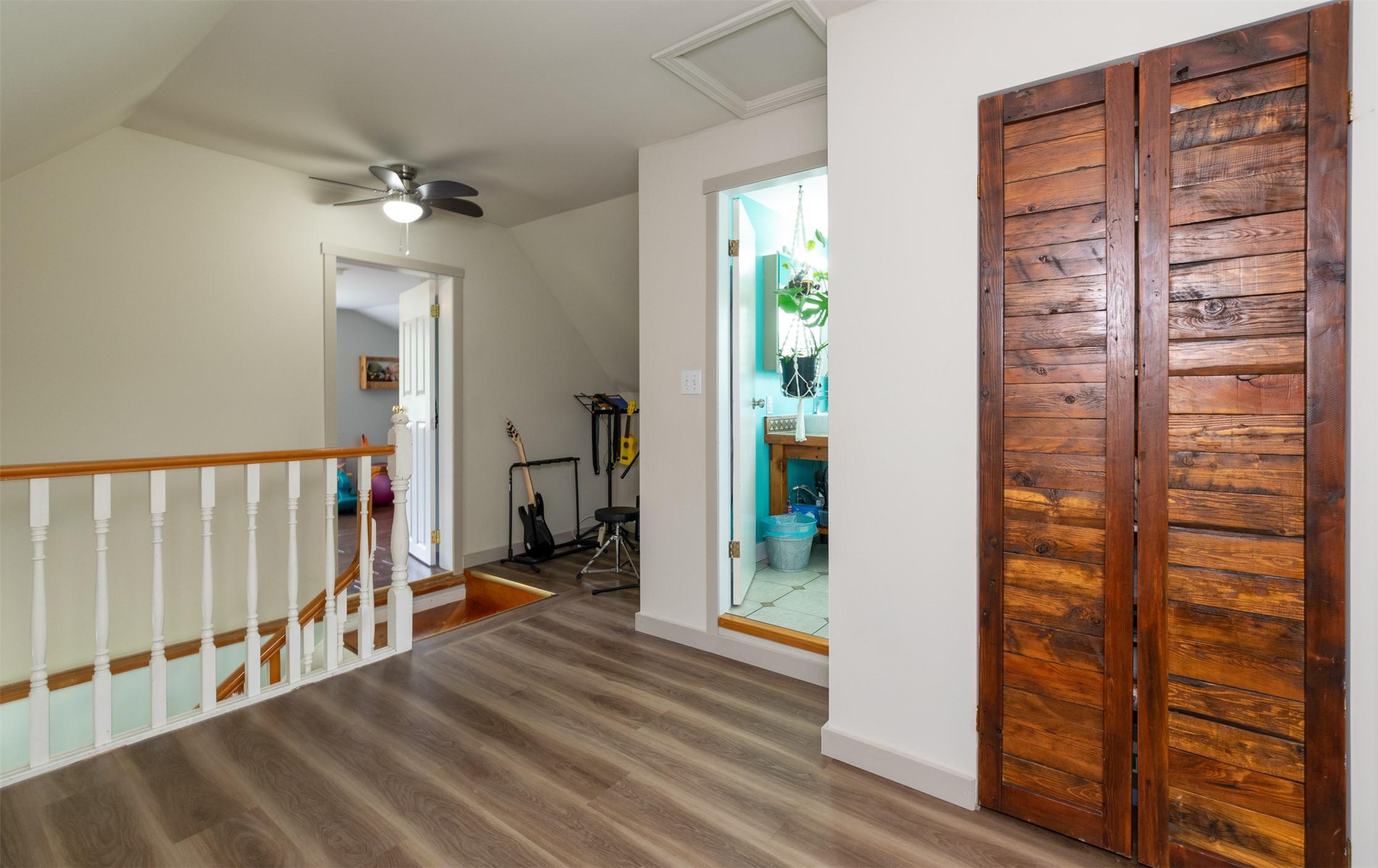 2904 Enderby Mabel Lake Road, Enderby, BC - Indoor Photo Showing Other Room