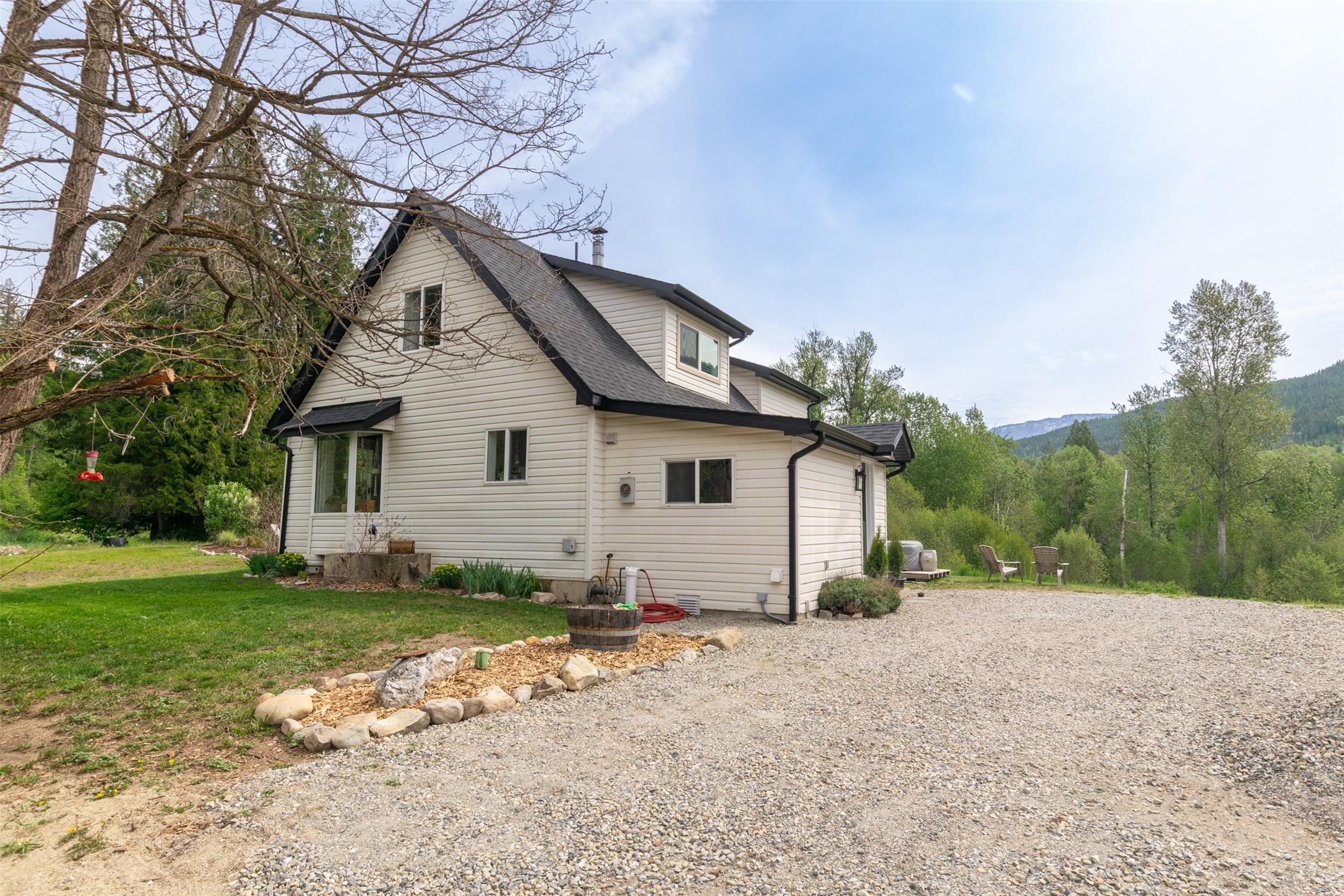 2904 Enderby Mabel Lake Road, Enderby, BC - Outdoor