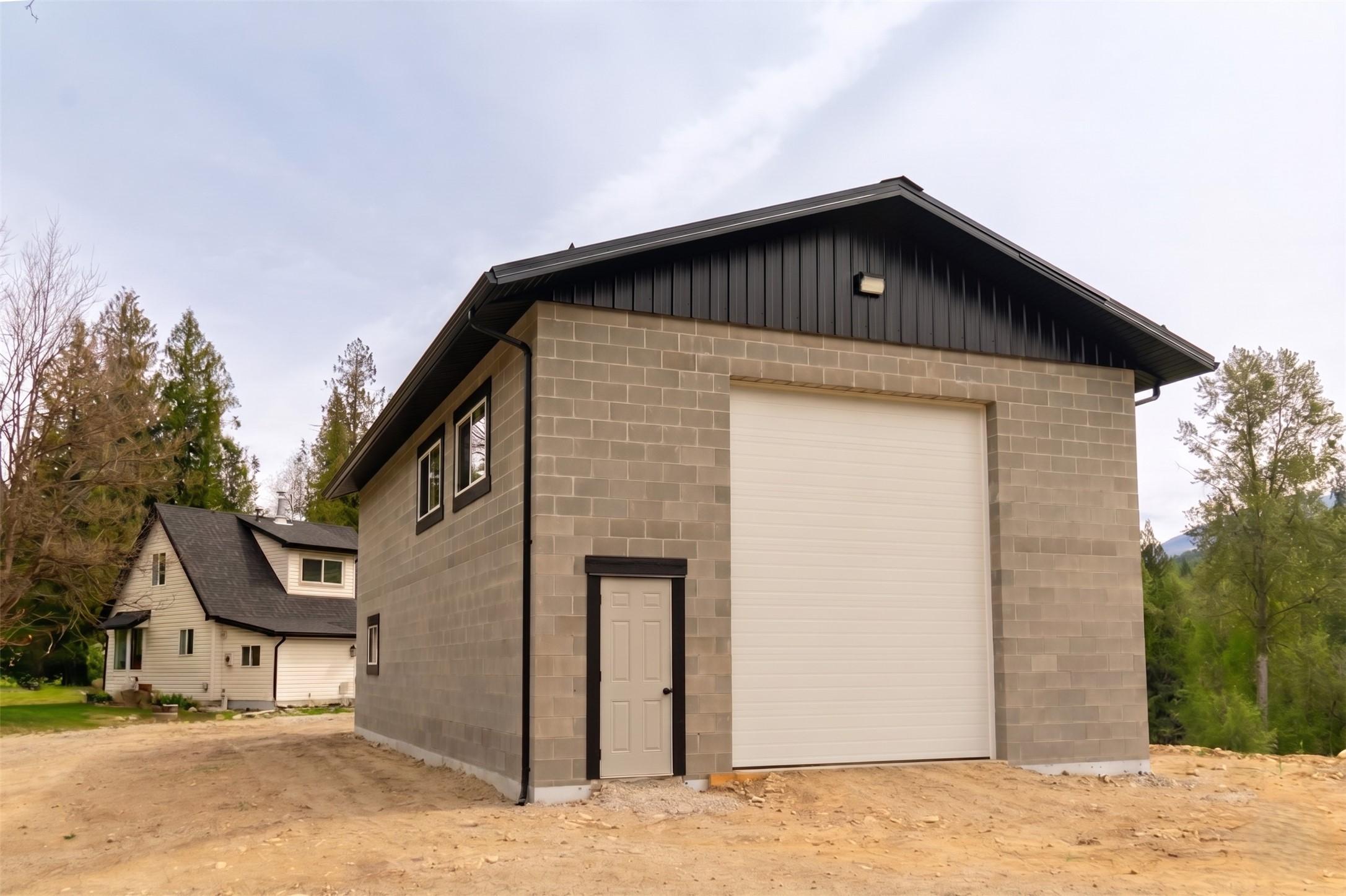 2904 Enderby Mabel Lake Road, Enderby, BC - Outdoor With Exterior