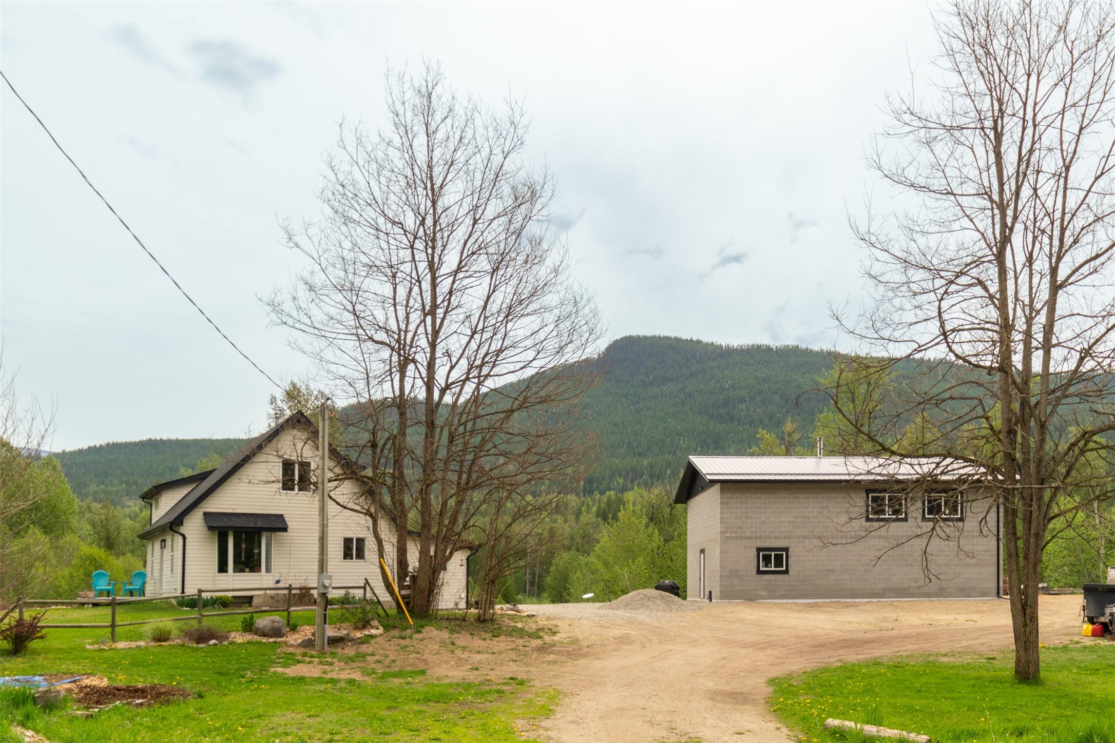 2904 Enderby Mabel Lake Road, Enderby, BC - Outdoor
