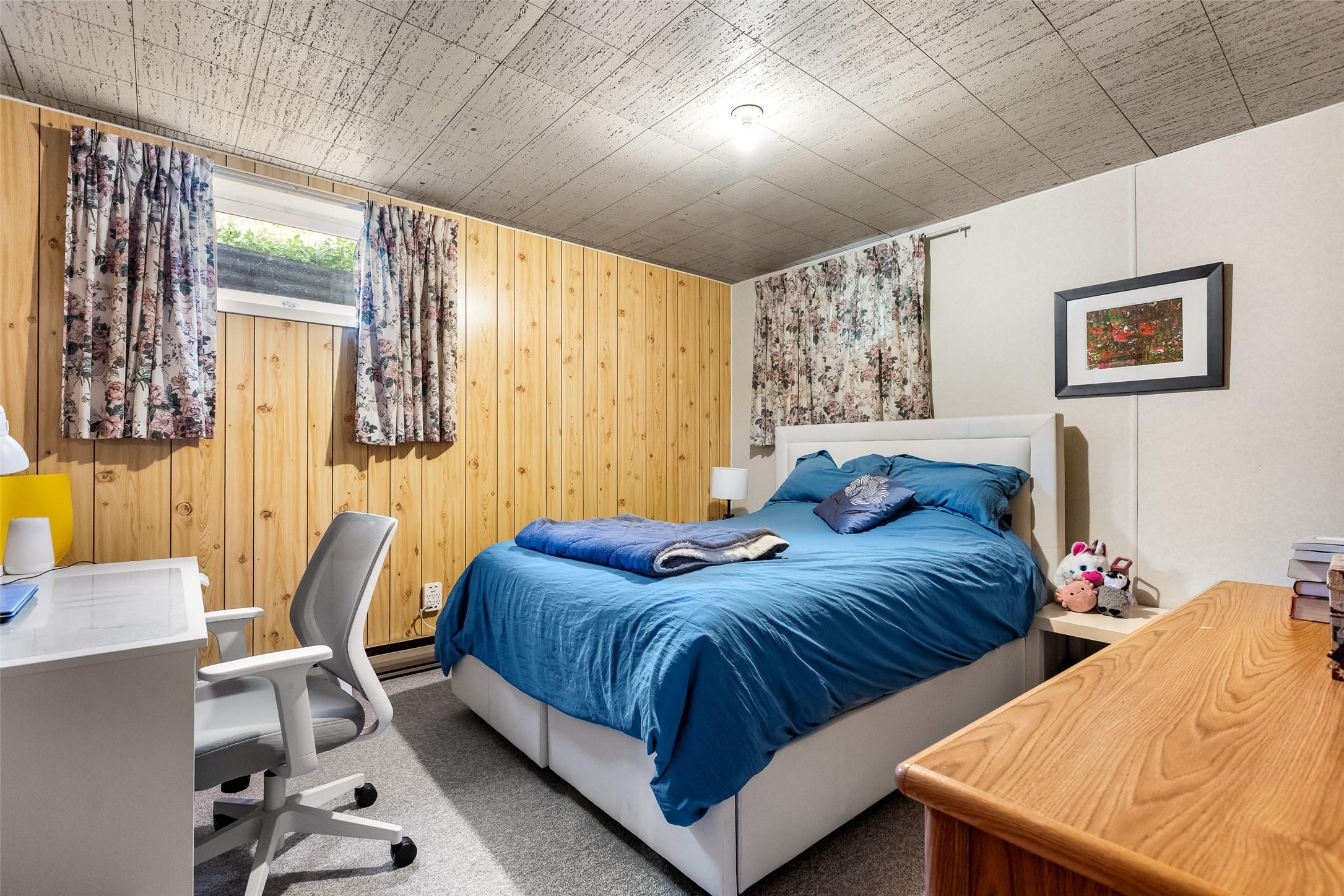 3988 Samuelson Road, Canyon, BC - Indoor